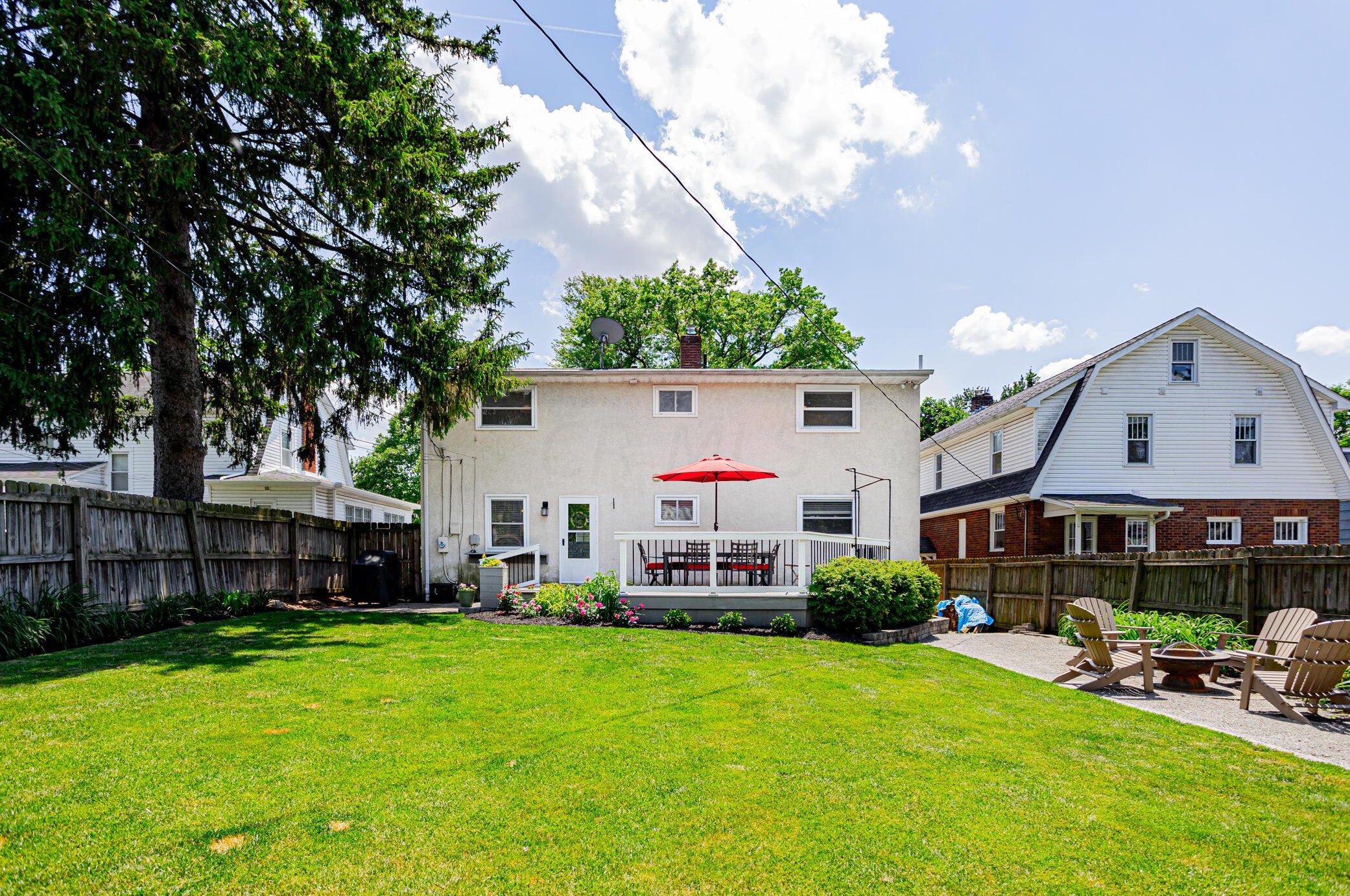 82 Richards Rd, Columbus OH 43214-3749 exterior