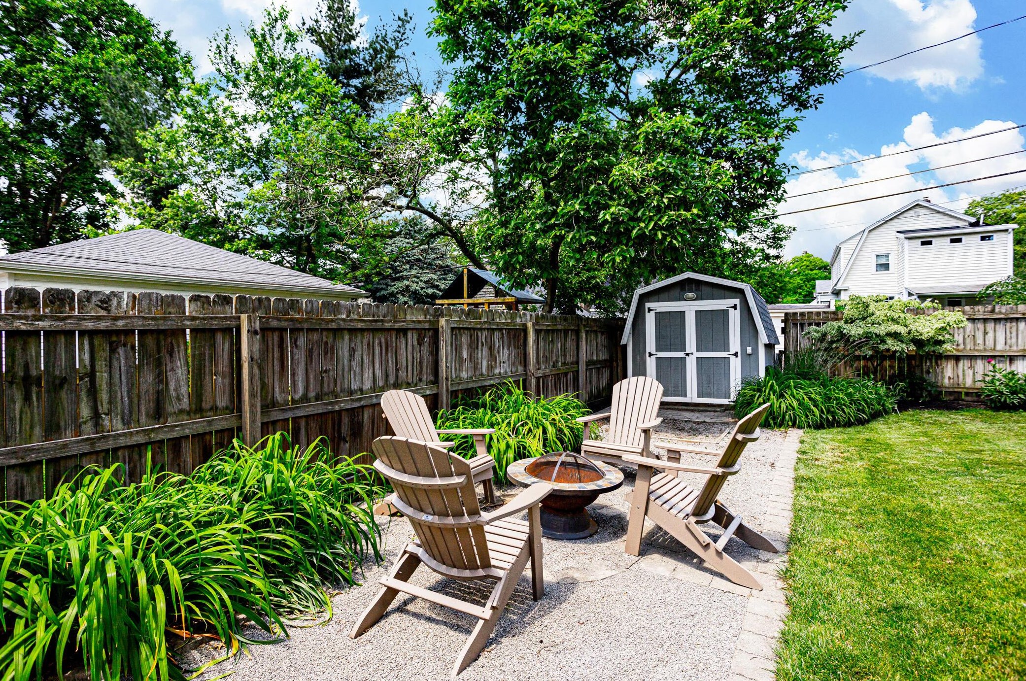 82 Richards Rd, Columbus OH 43214-3749 exterior