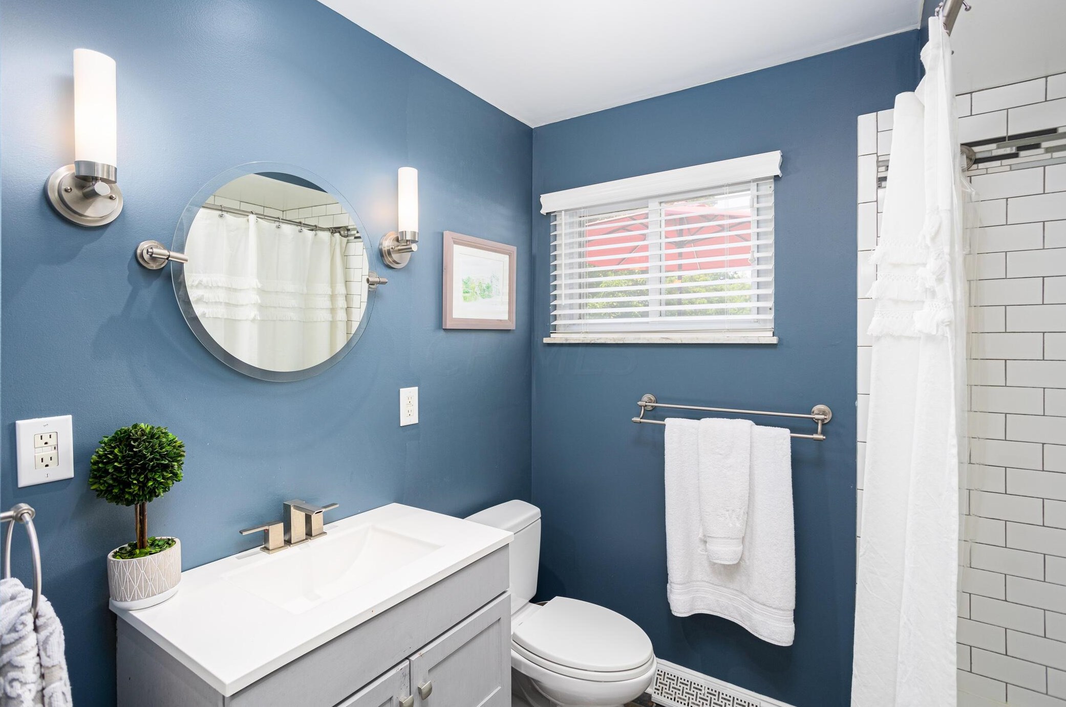 82 Richards Rd, Columbus OH 43214-3749 exterior