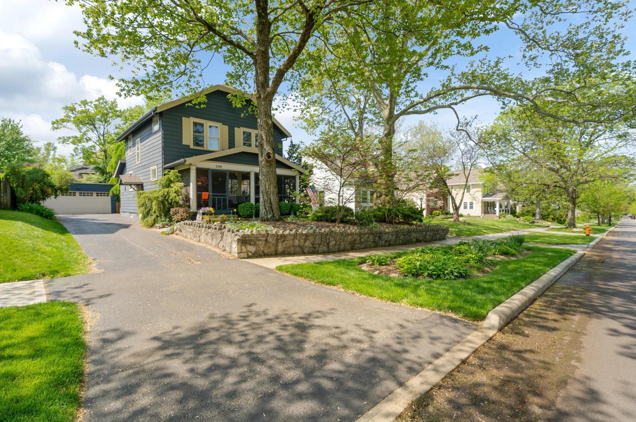 249 Blenheim Rd, Columbus OH 43214-3217 exterior