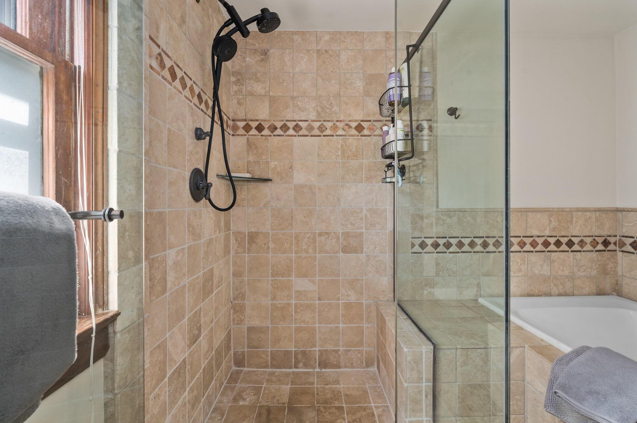 249 Blenheim Rd, Columbus OH 43214-3217 exterior