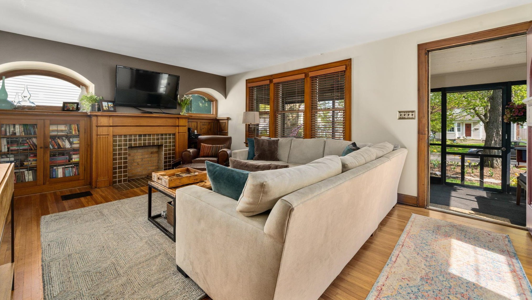 249 Blenheim Rd, Columbus OH 43214-3217 exterior