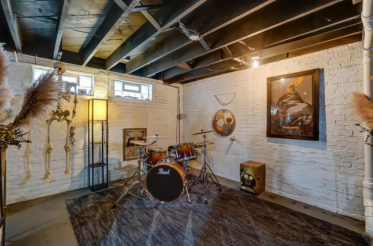 1885 Bryden Rd, Columbus OH 43205-2259 exterior