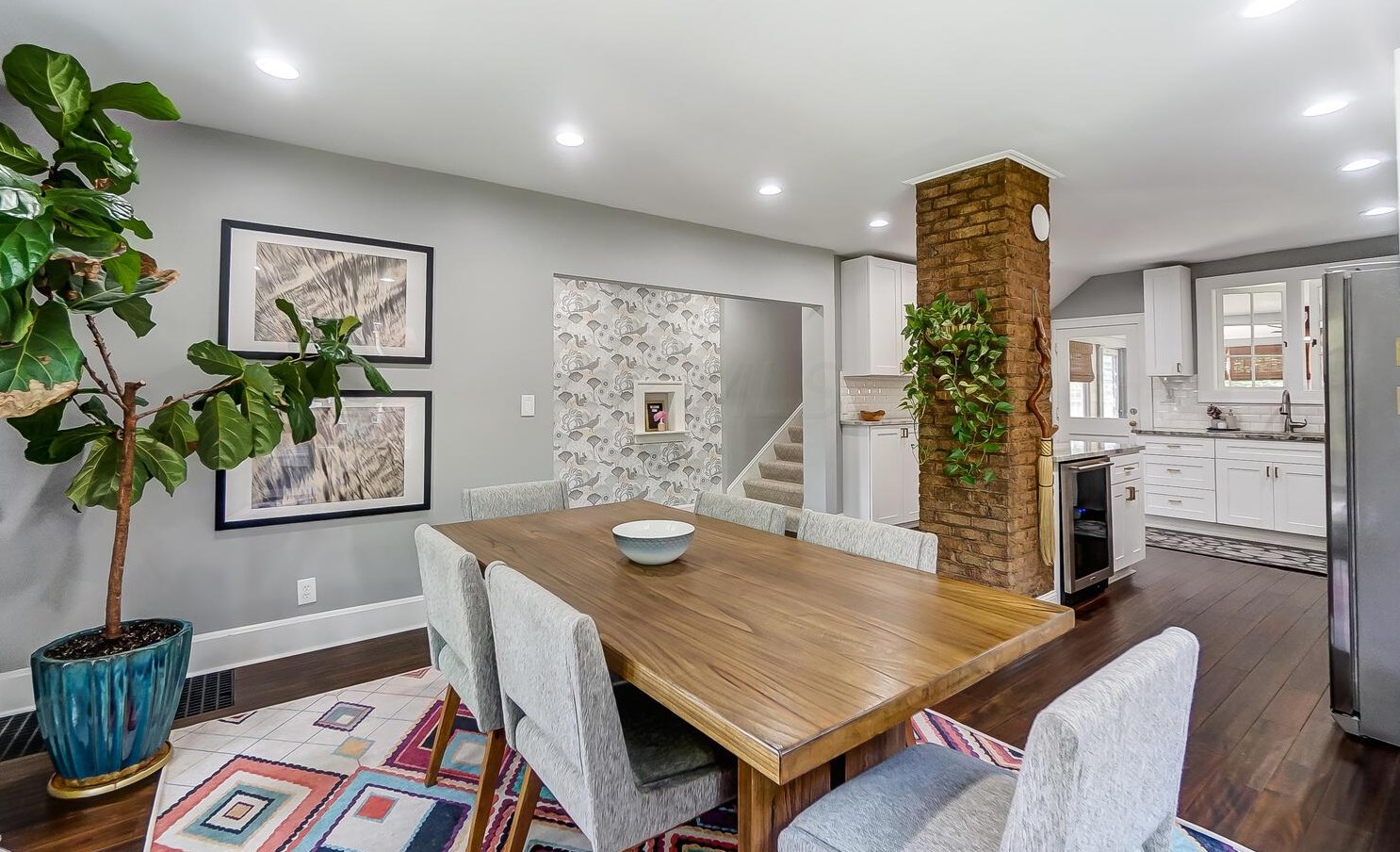 1885 Bryden Rd, Columbus OH 43205-2259 exterior