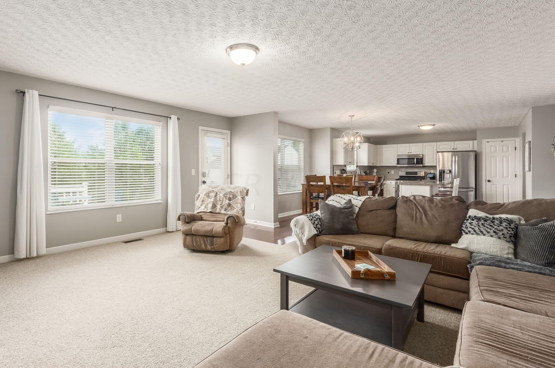 5411 Covington Mdw Dr, Westerville OH  43082-8366 exterior