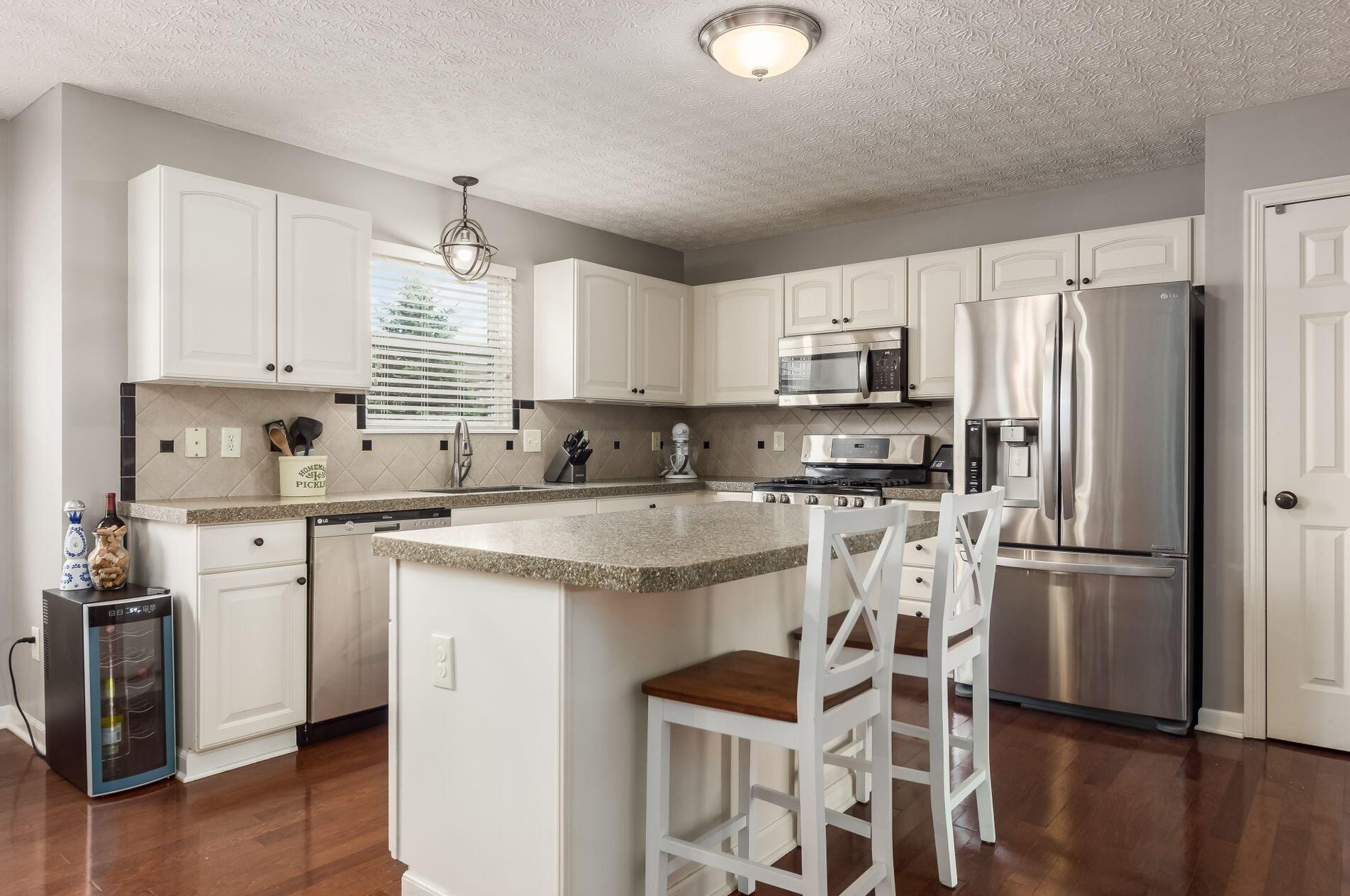 5411 Covington Mdw Dr, Westerville OH  43082-8366 exterior