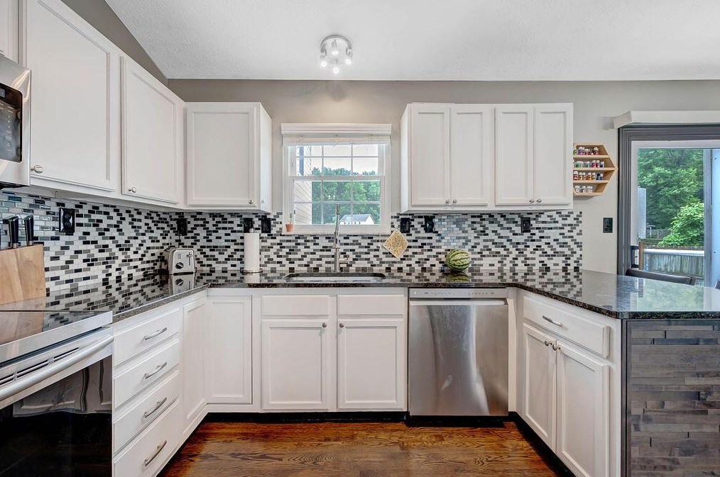 4234 Portobello Dr, Columbus OH 43230-5439 exterior