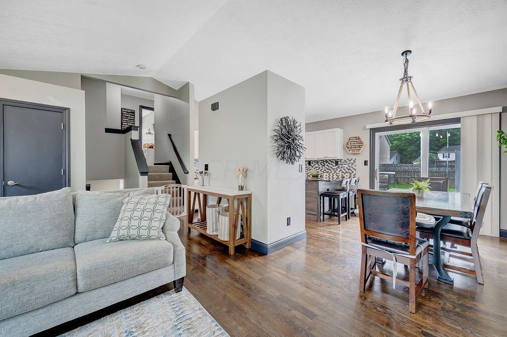 4234 Portobello Dr, Columbus OH 43230-5439 exterior