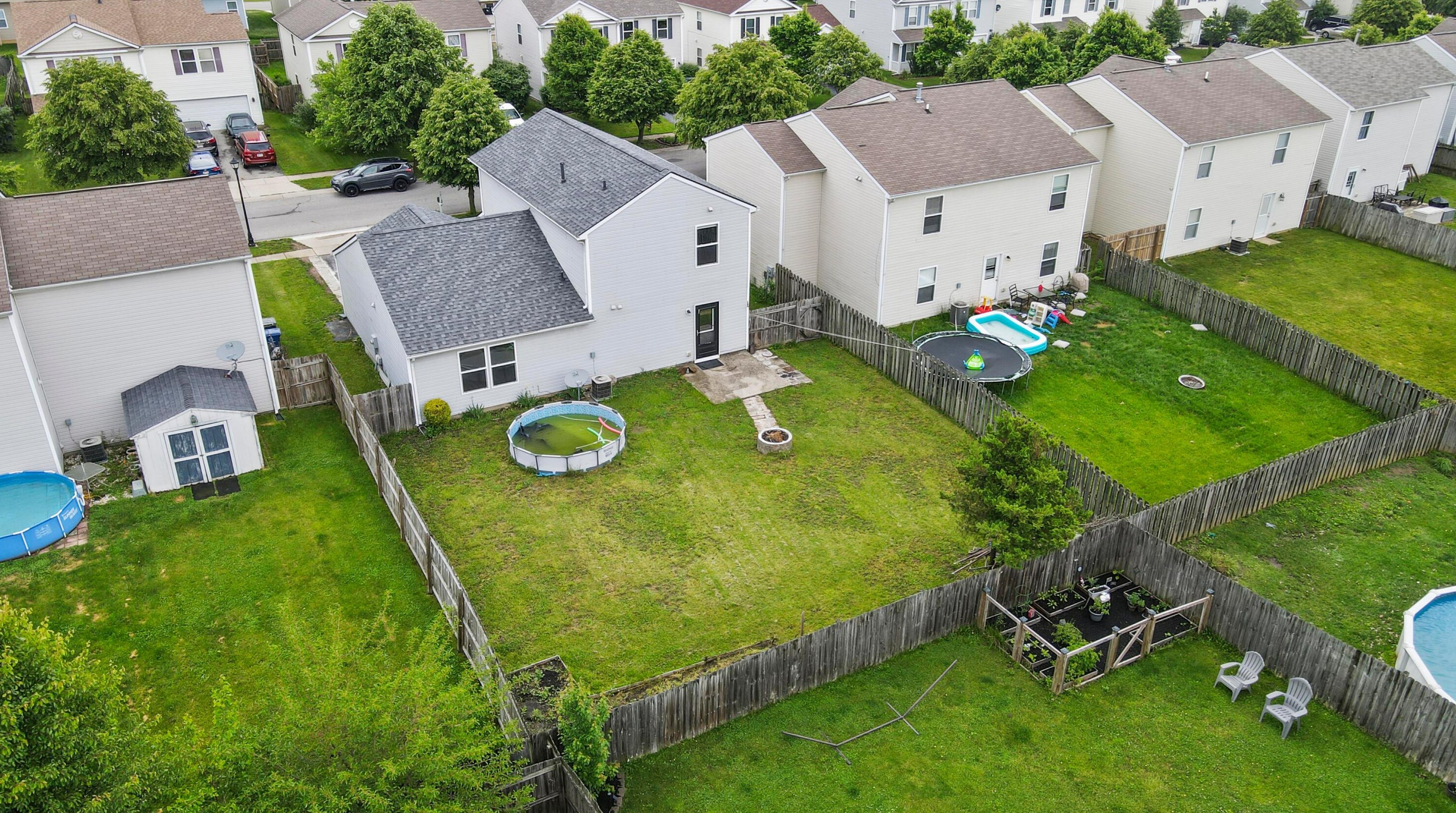7483 Canal Highlands Blvd, Cnl Wnchstr OH  43110-8088 exterior