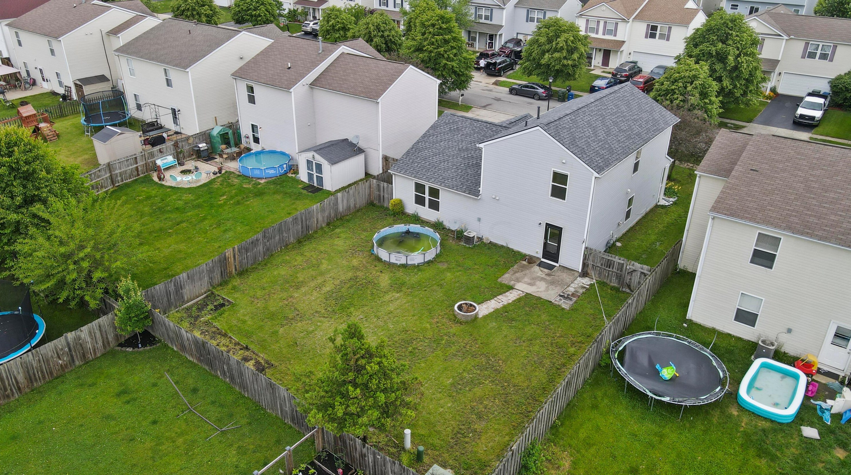 7483 Canal Highlands Blvd, Cnl Wnchstr OH  43110-8088 exterior