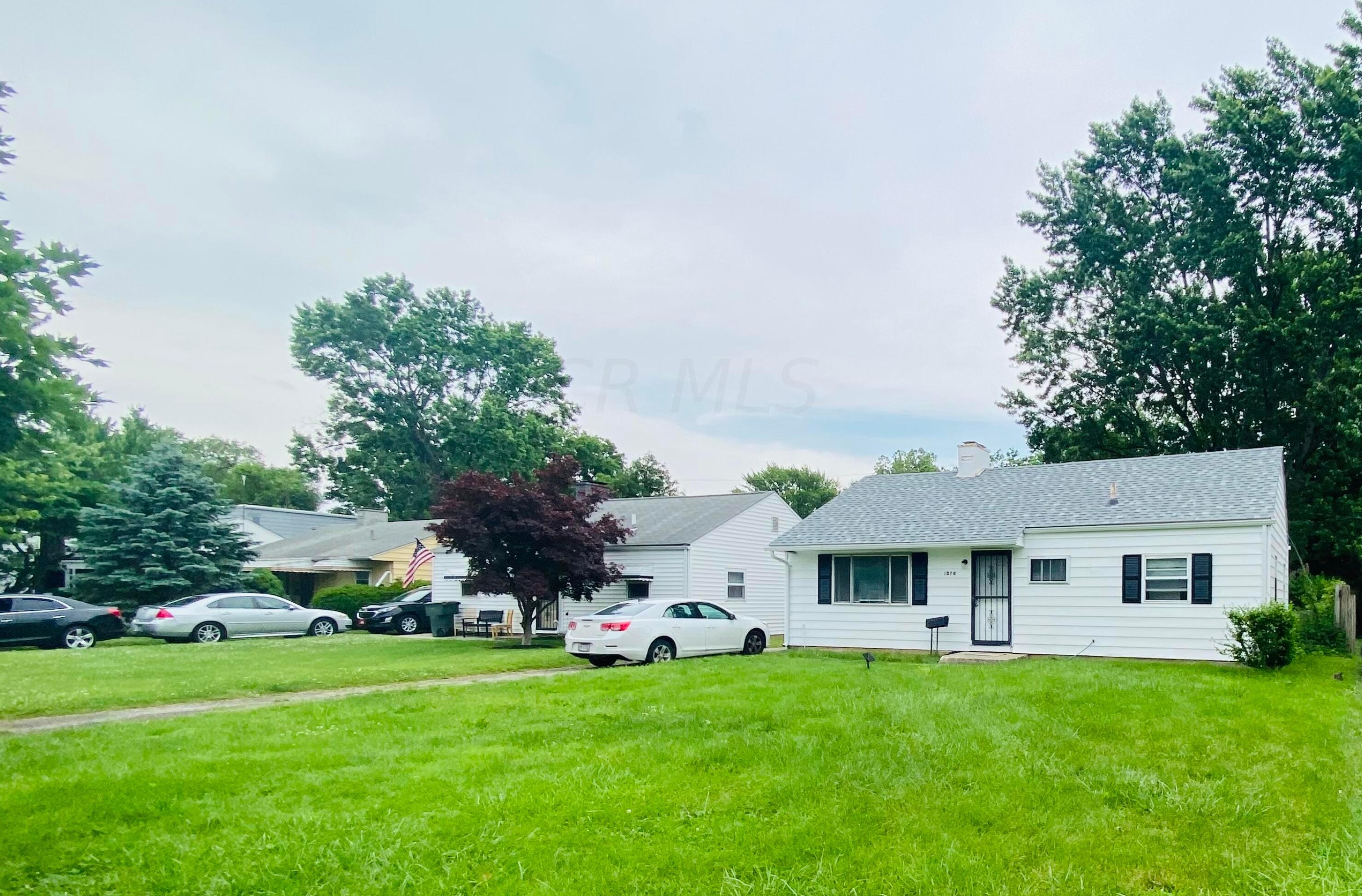 1076 Ashburton Rd, Columbus OH  43227-1031 exterior