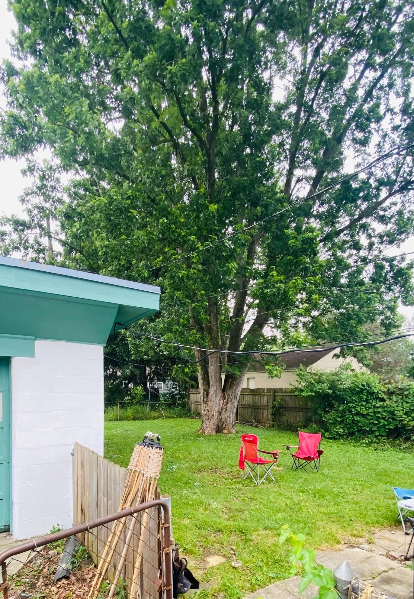 1076 Ashburton Rd, Columbus OH  43227-1031 exterior