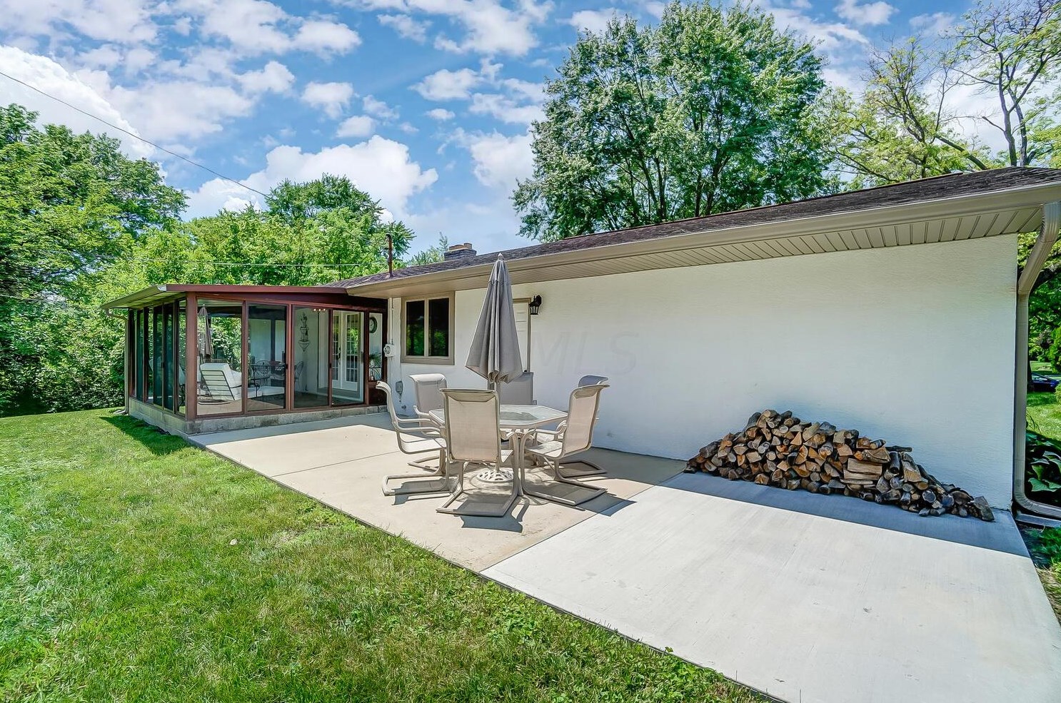 4290 Marland Dr, Columbus OH 43224-1901 exterior