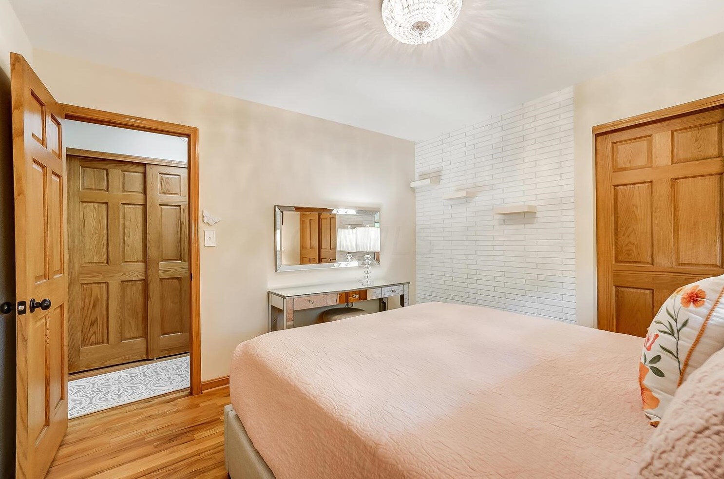 4290 Marland Dr, Columbus OH 43224-1901 exterior