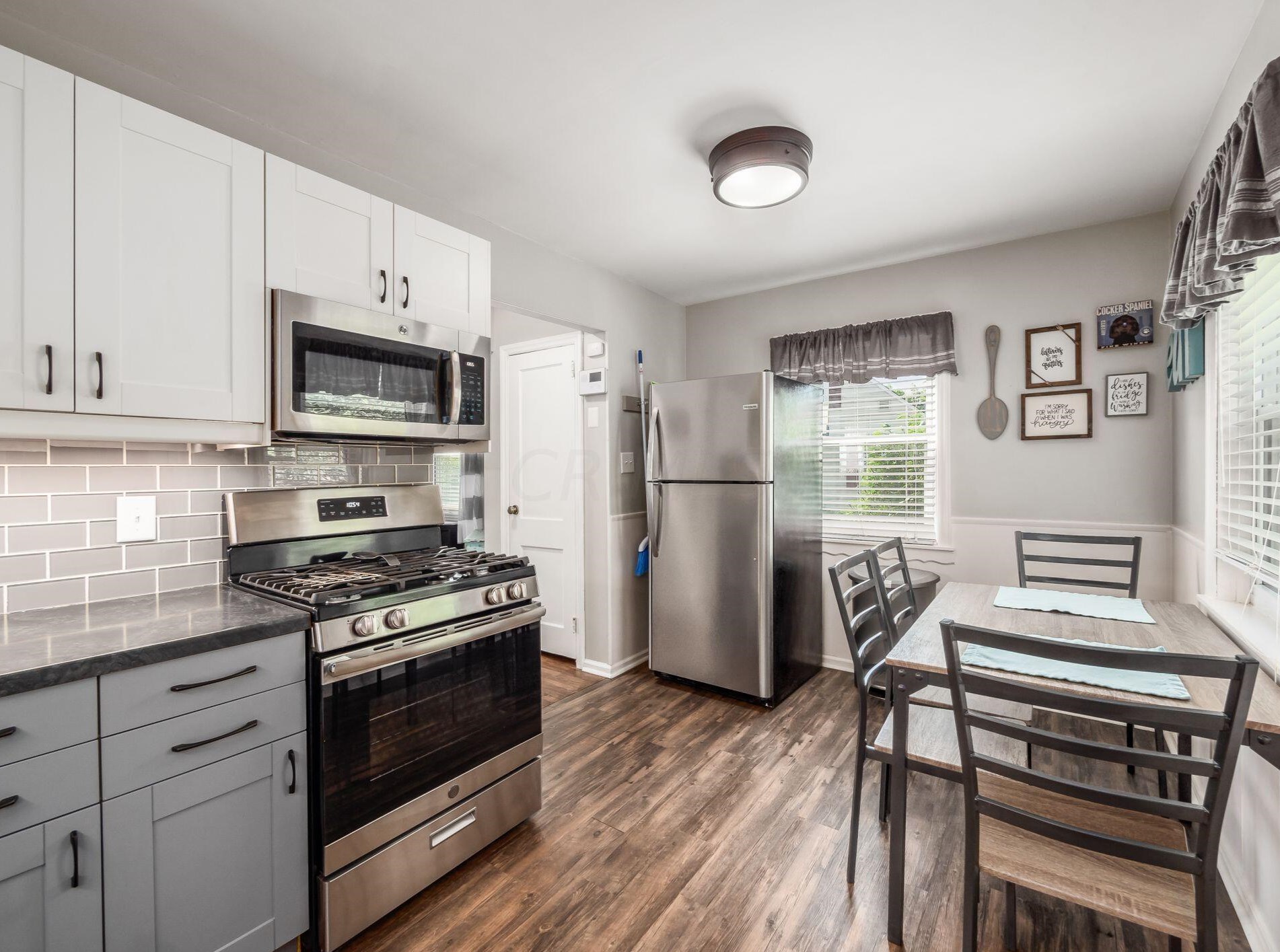 3251 Osceola Dr, Columbus OH 43224-4077 exterior