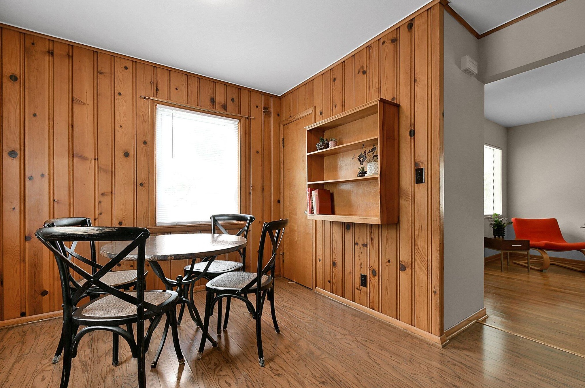 554 Tibet Rd, Columbus OH 43202-1433 exterior