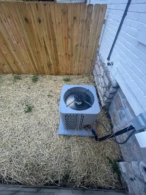 251 Miami Ave, Columbus OH 43203-1866 exterior