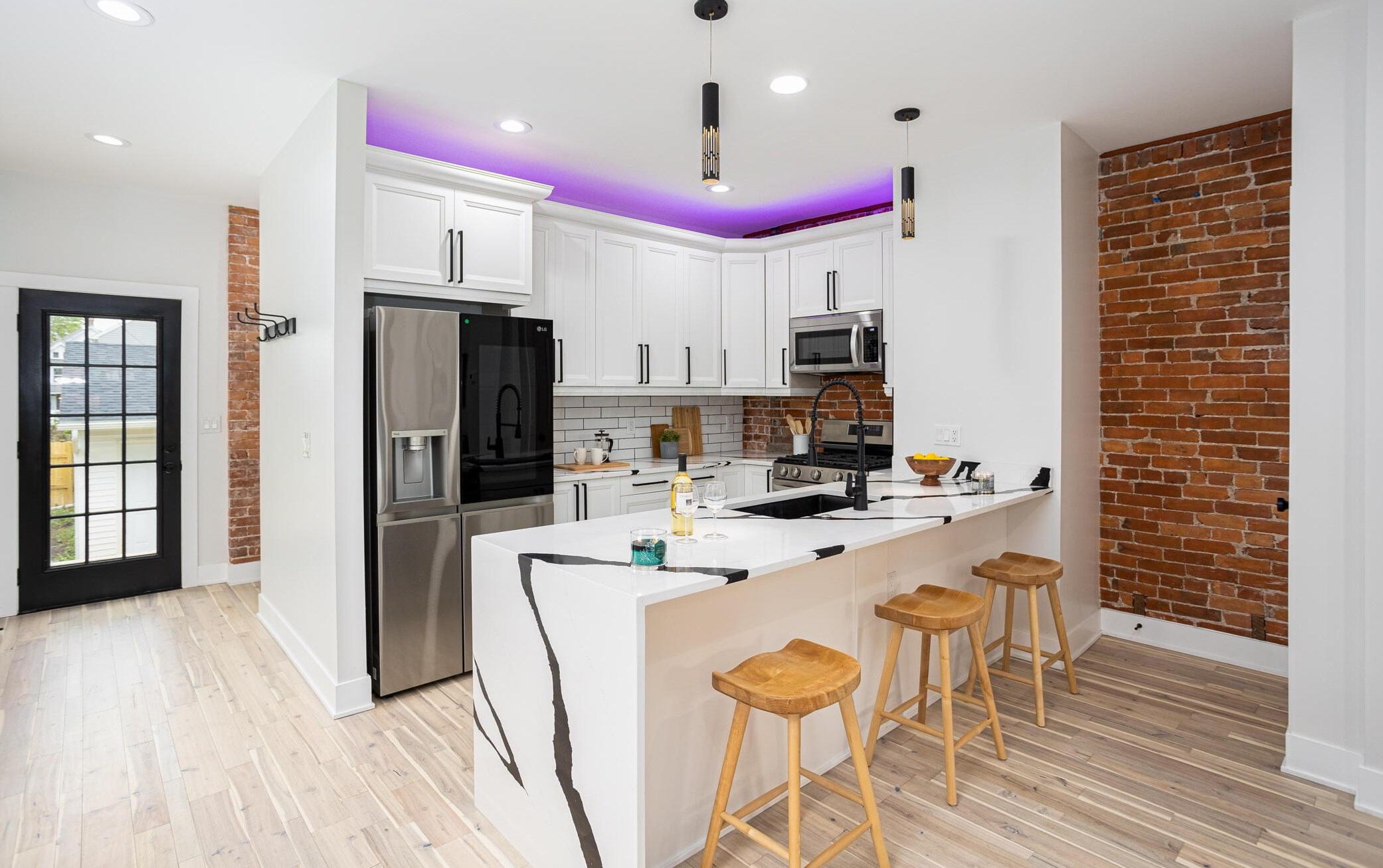 251 Miami Ave, Columbus OH 43203-1866 exterior