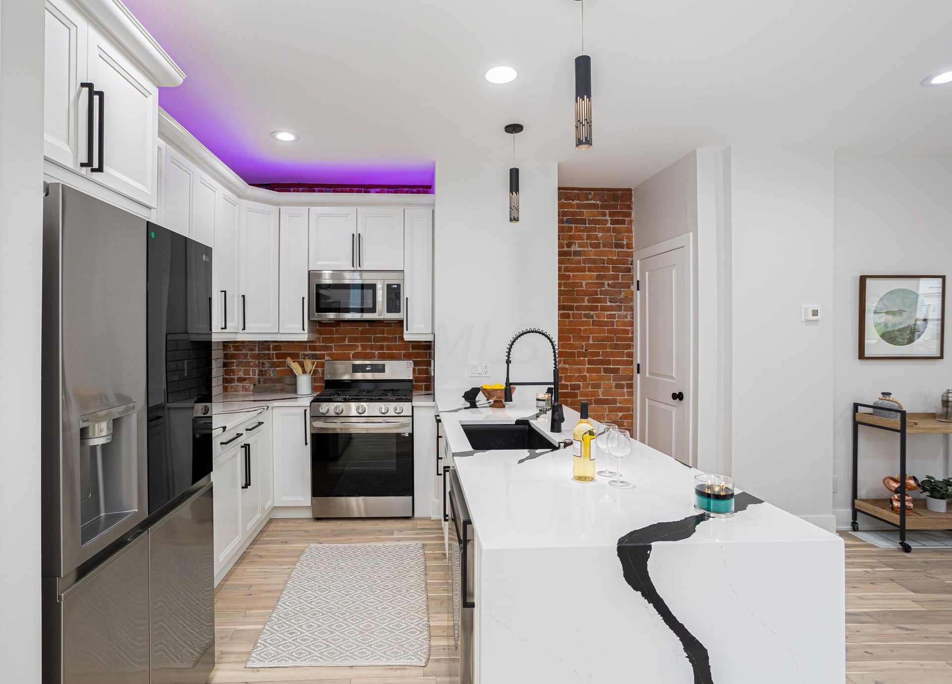 251 Miami Ave, Columbus OH 43203-1866 exterior