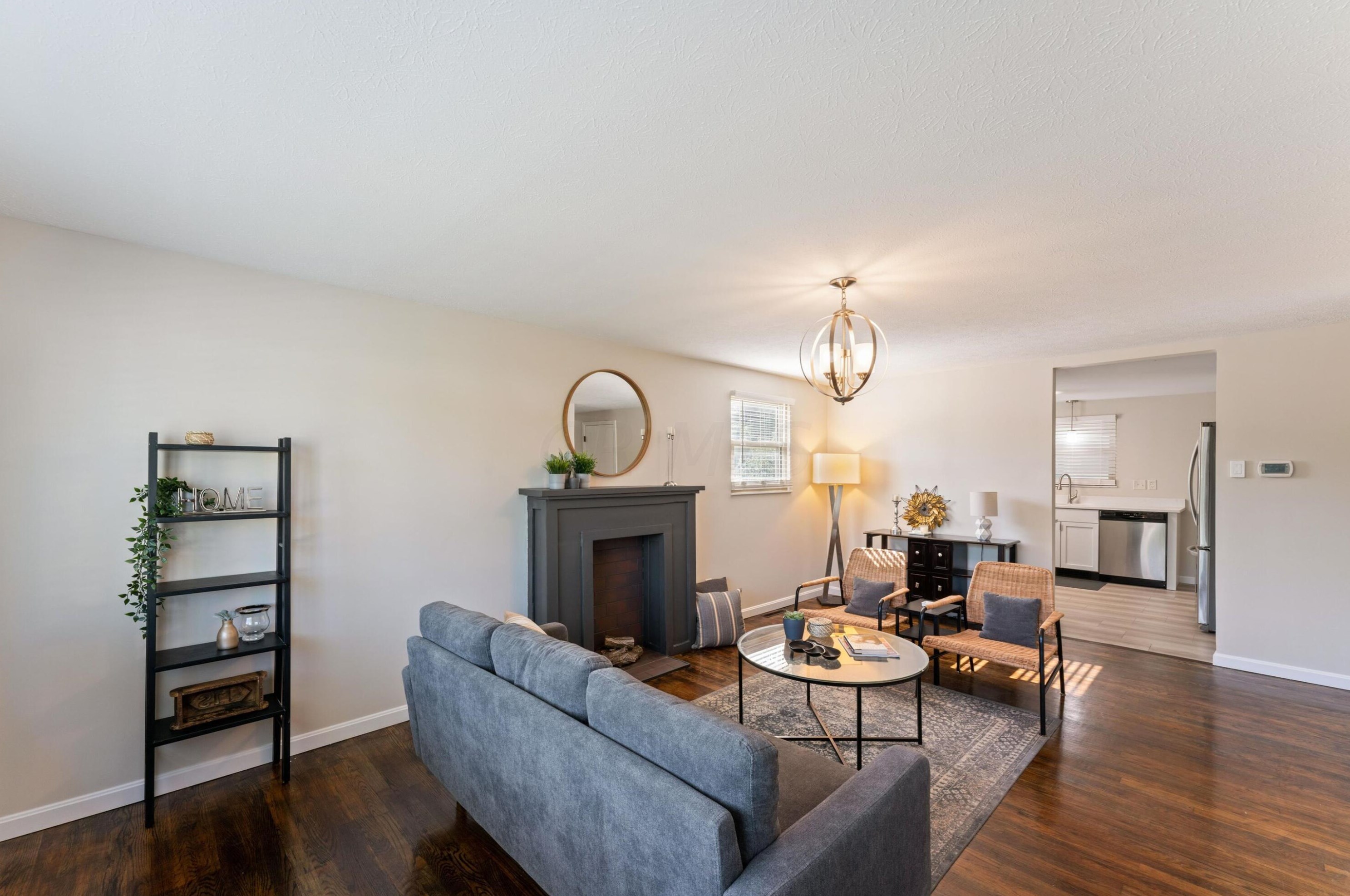 1061 Strimple Ave, Columbus OH 43229-5046 exterior