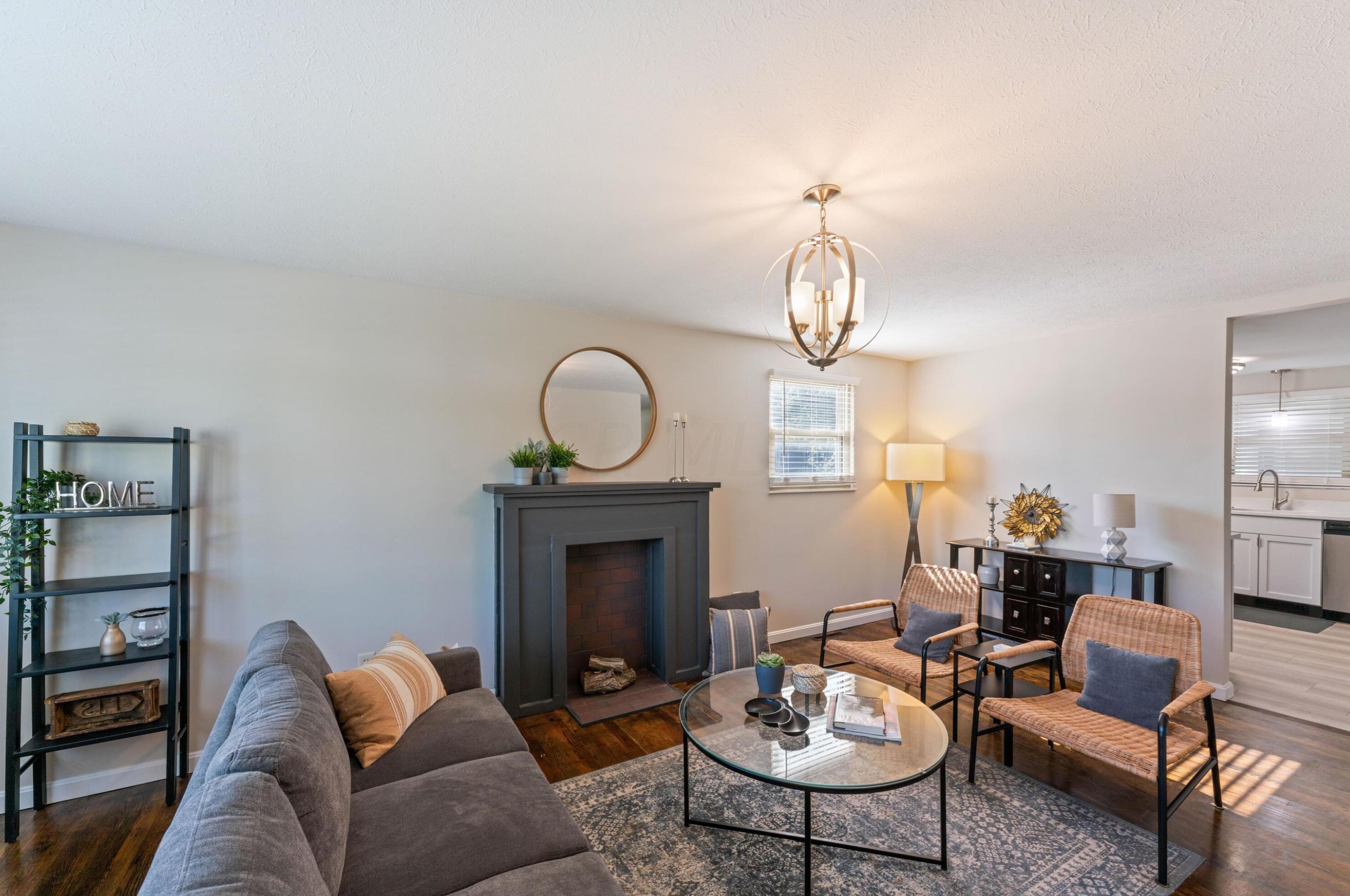 1061 Strimple Ave, Columbus OH 43229-5046 exterior