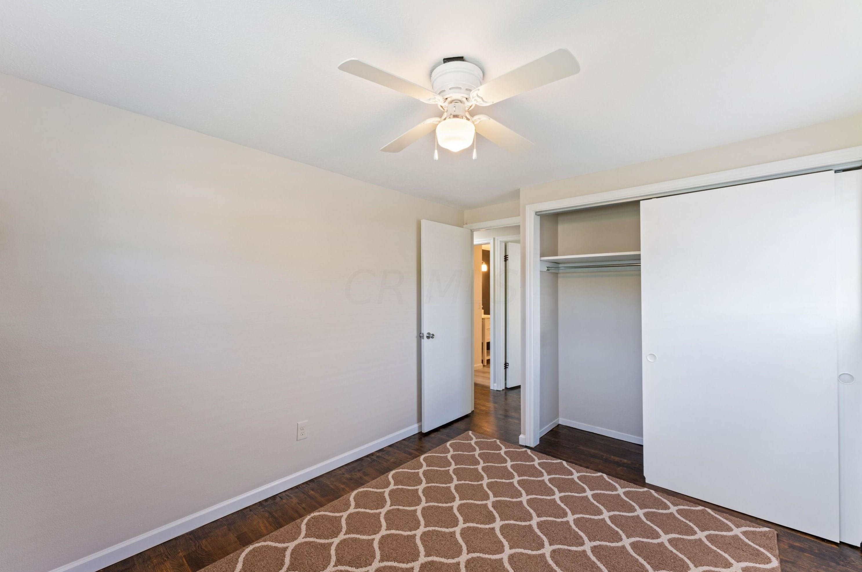 1061 Strimple Ave, Columbus OH 43229-5046 exterior