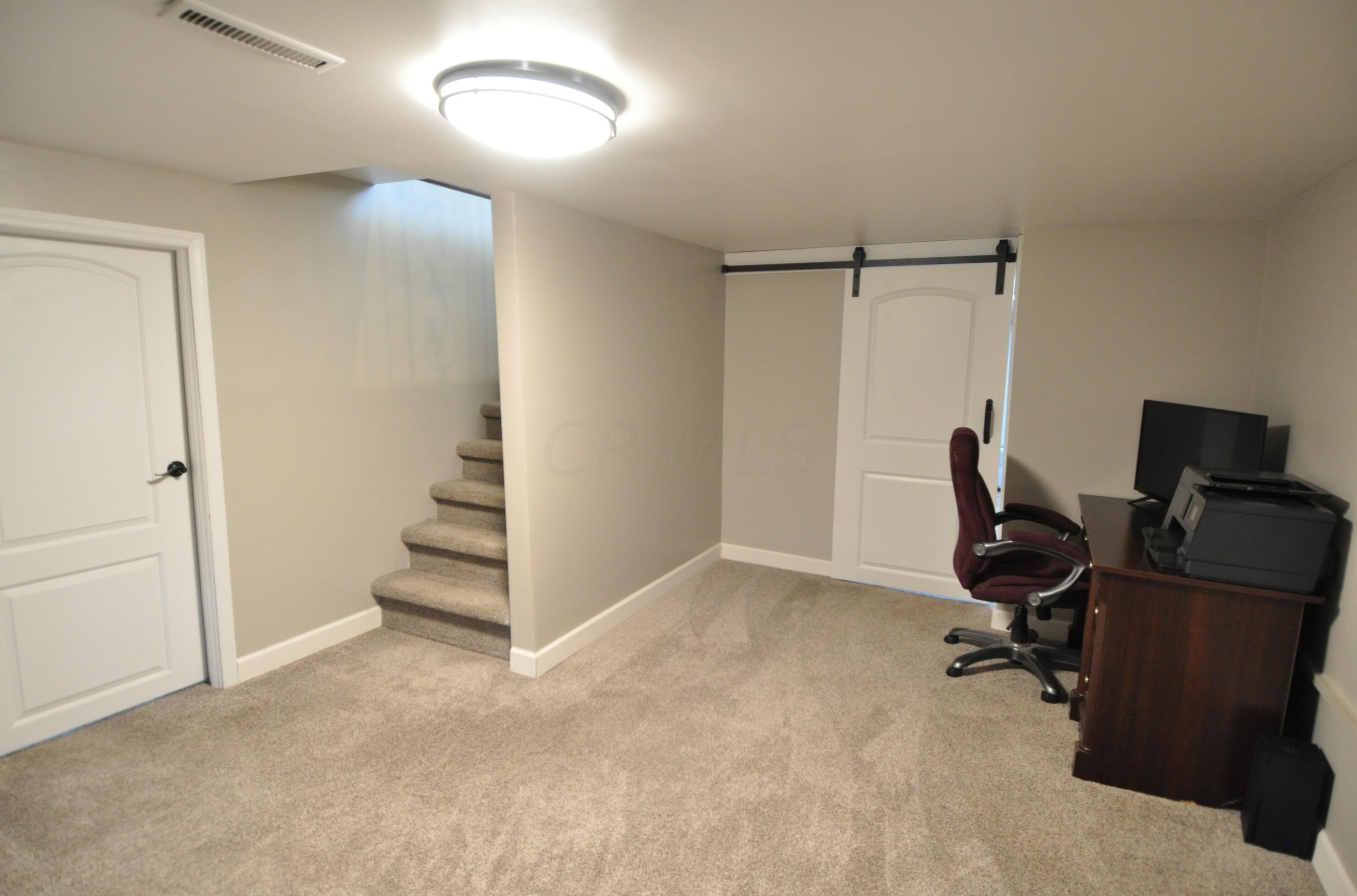 1470 Demorest Rd, Columbus OH 43204-1241 exterior