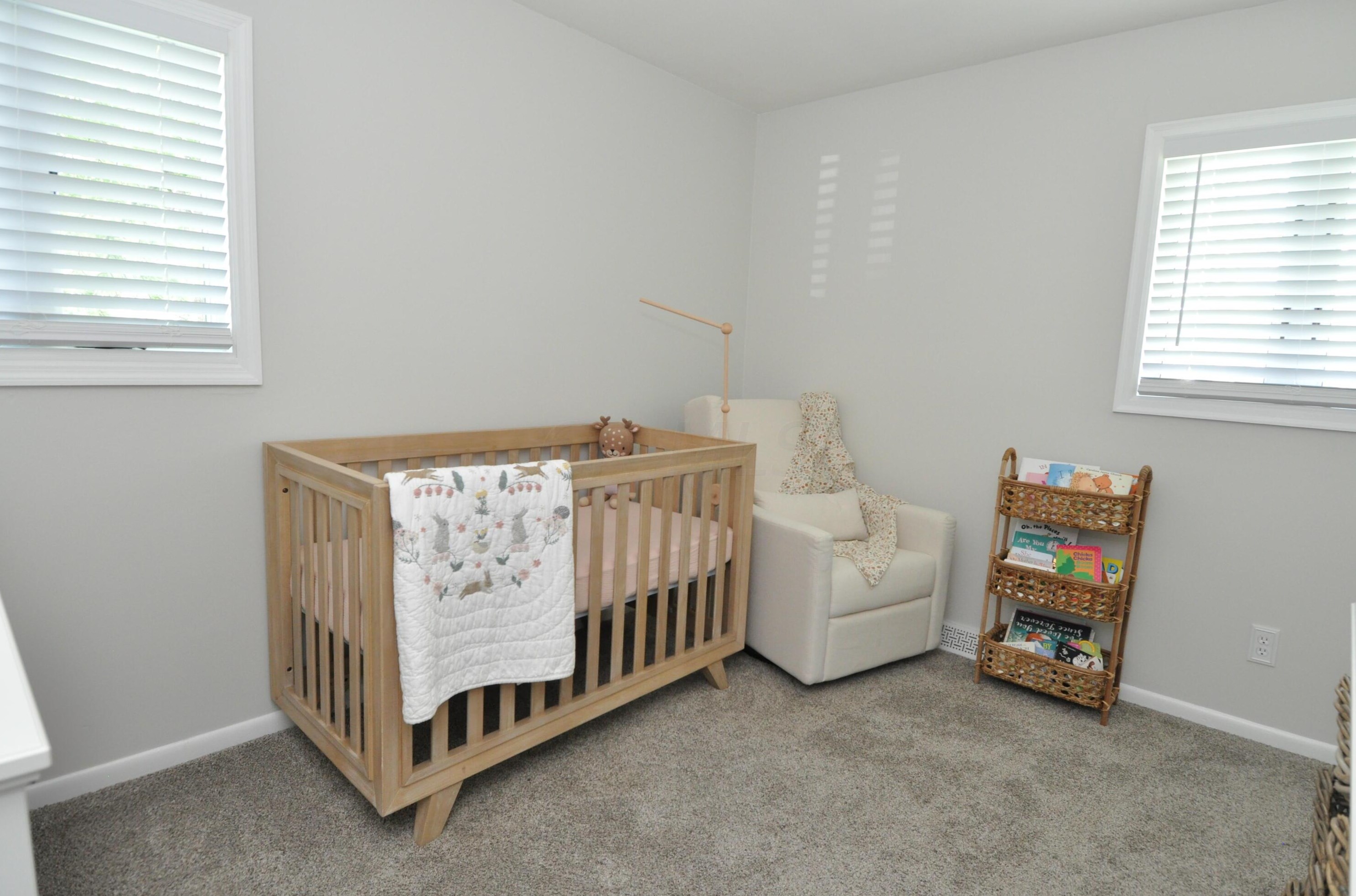 1470 Demorest Rd, Columbus OH 43204-1241 exterior