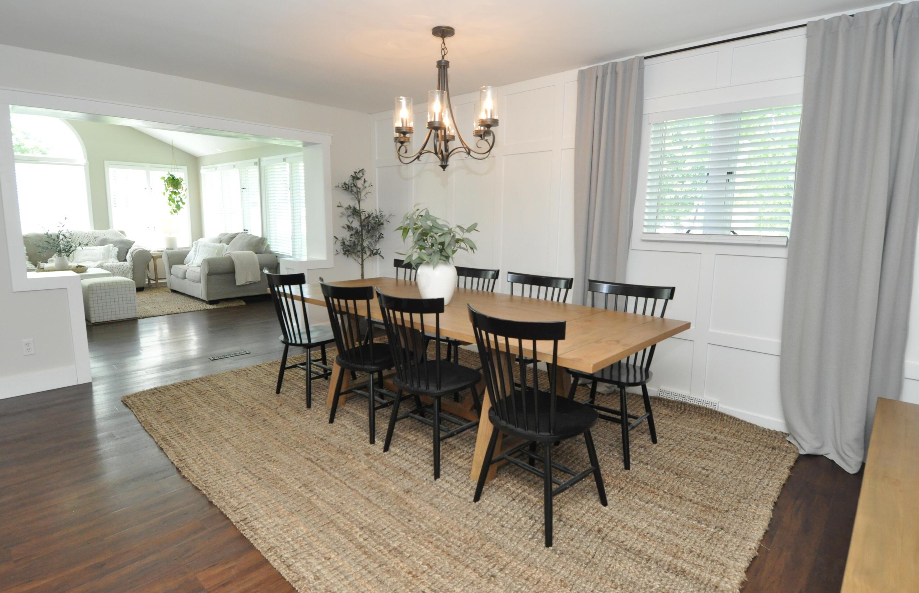 1470 Demorest Rd, Columbus OH 43204-1241 exterior