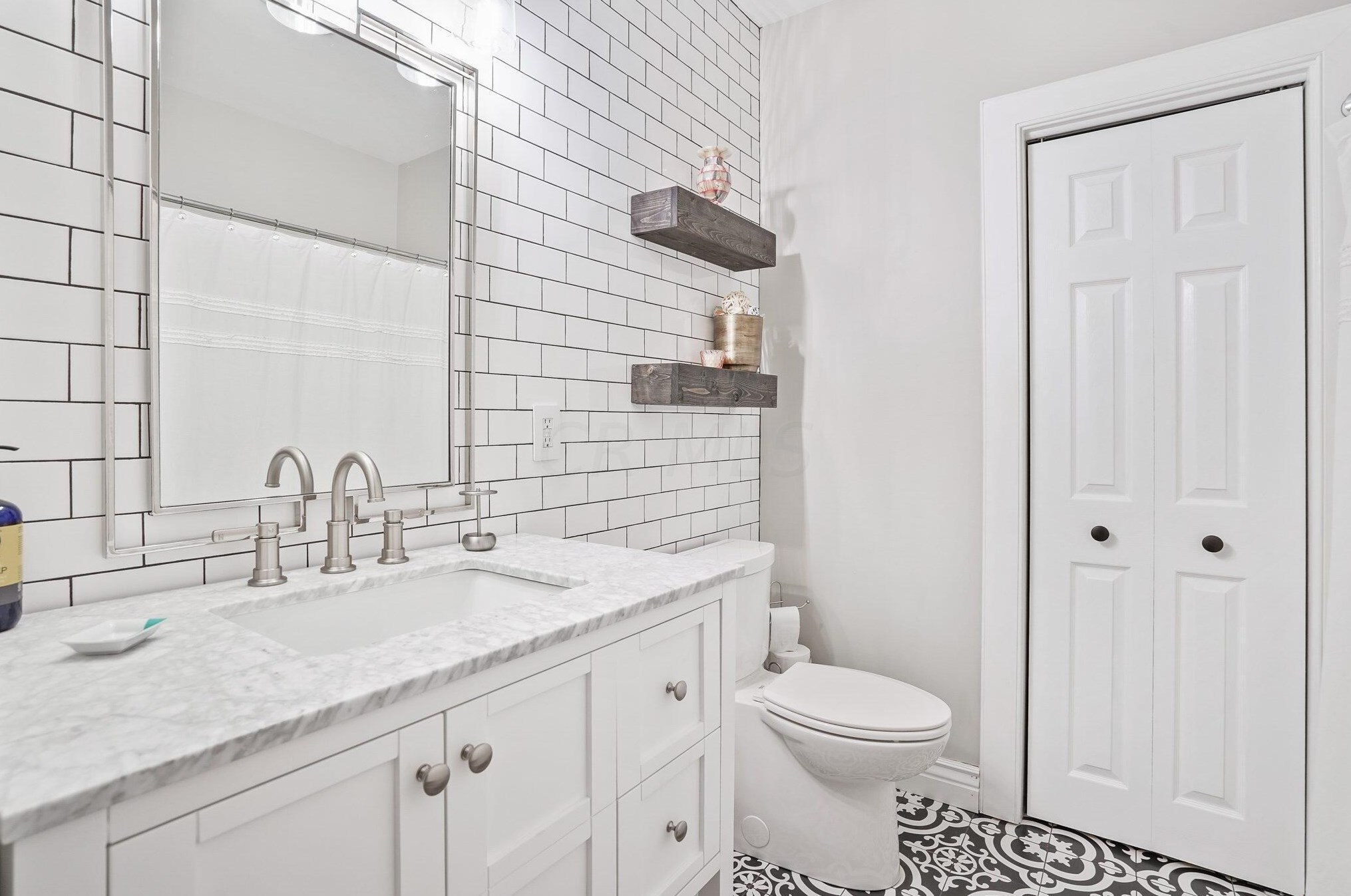 90 Gates St, Columbus OH 43206-3621 exterior