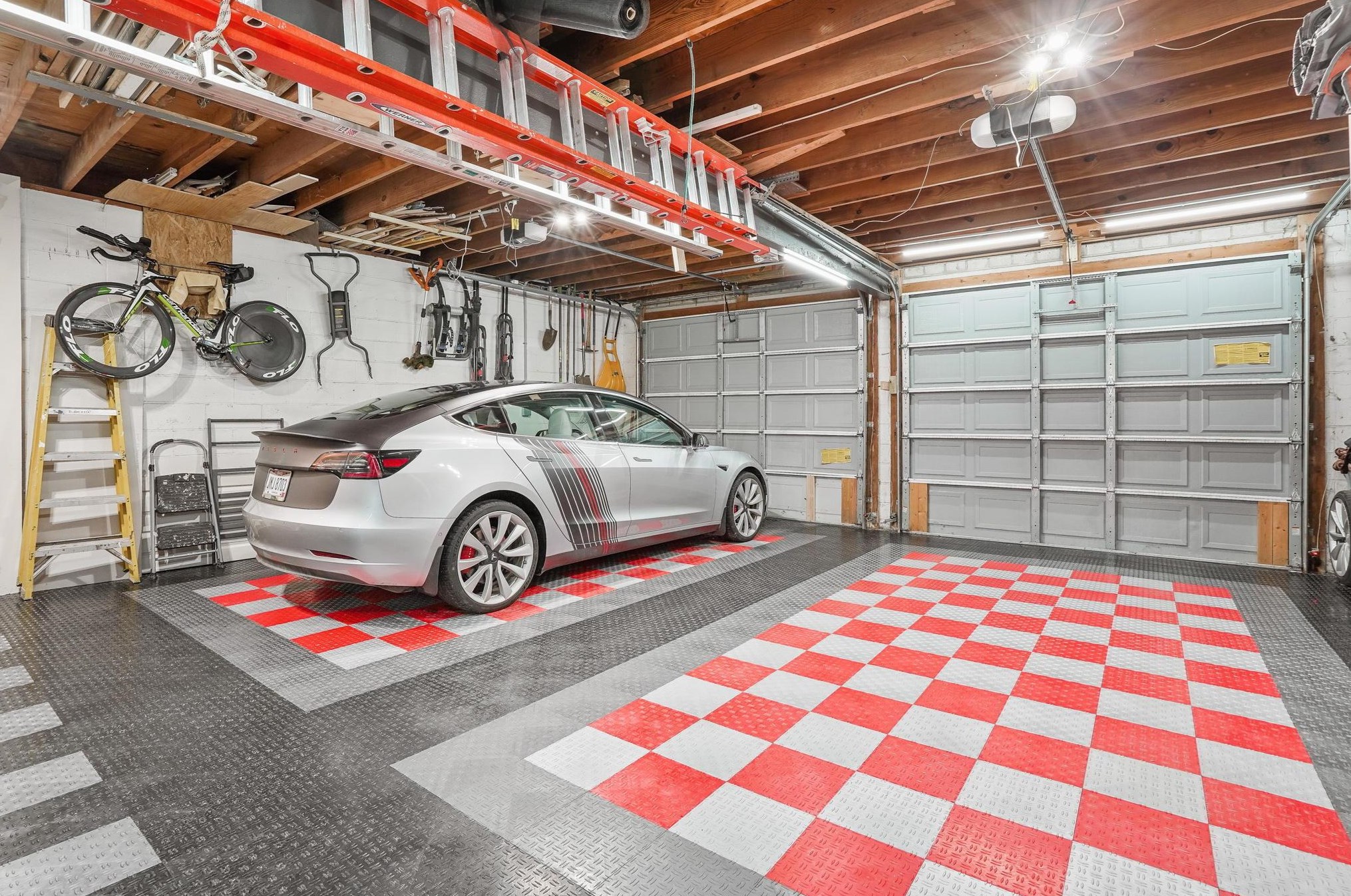 90 Gates St, Columbus OH 43206-3621 exterior