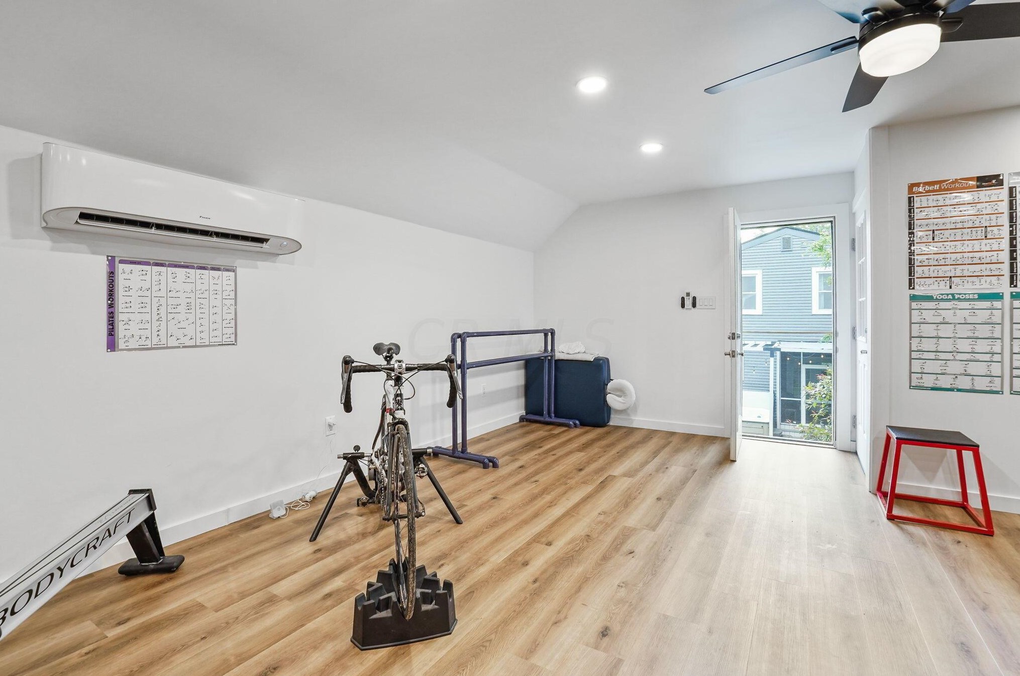 90 Gates St, Columbus OH 43206-3621 exterior