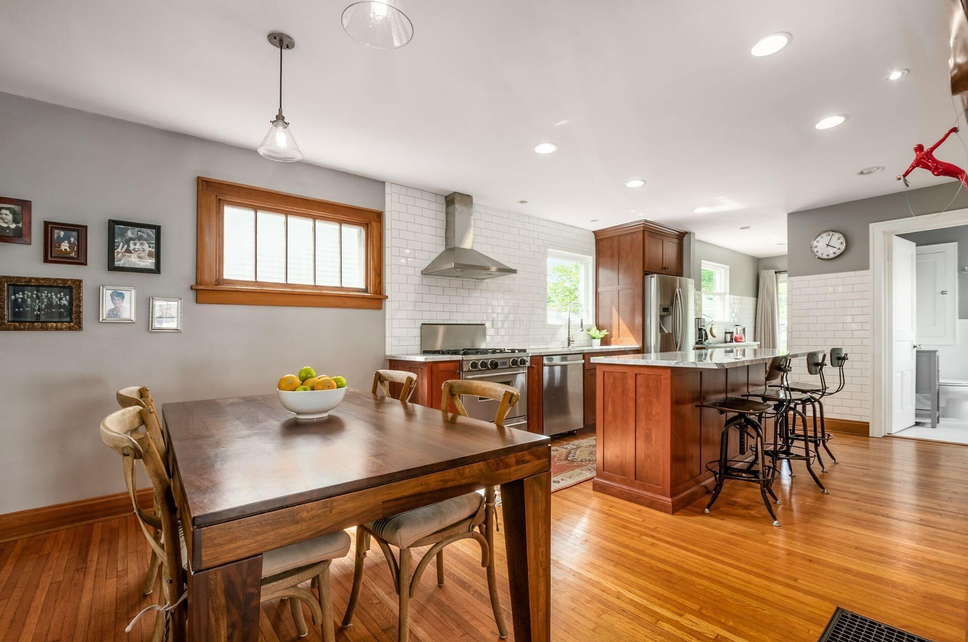 532 Milford Ave, Columbus OH 43202-1370 exterior