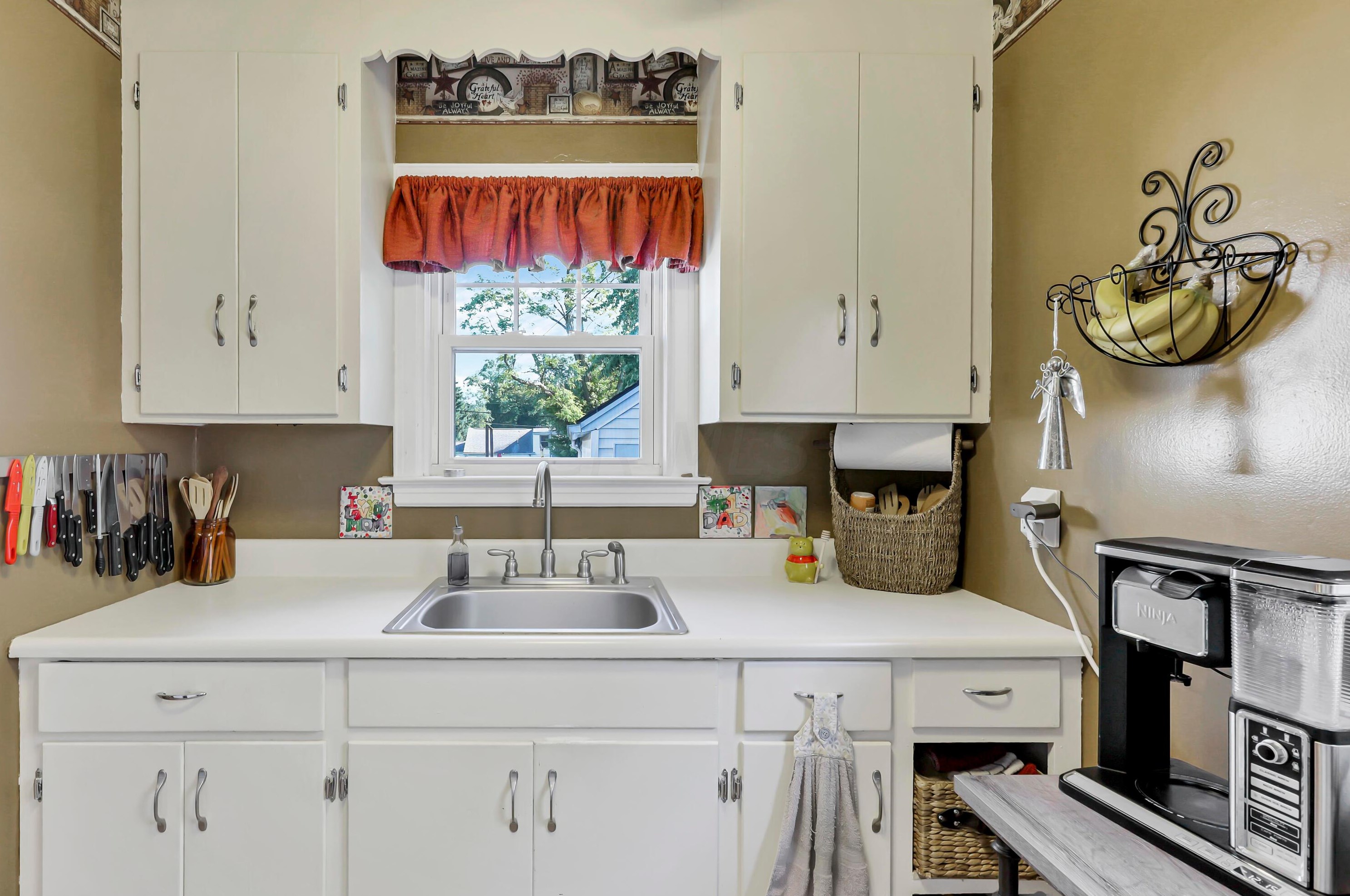 1407 Wheeling St, Lancaster OH 43130-3708 exterior