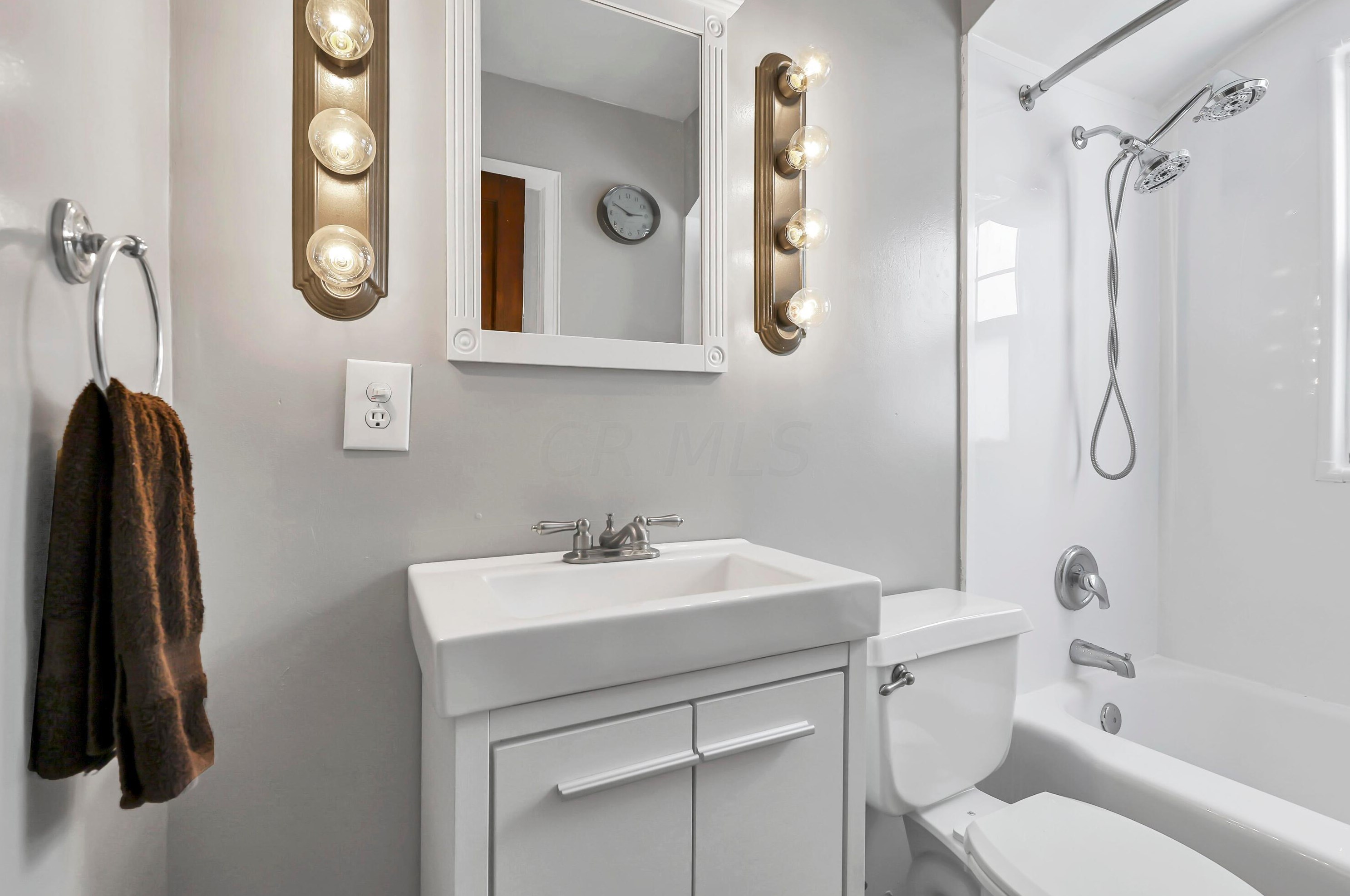 1407 Wheeling St, Lancaster OH 43130-3708 exterior