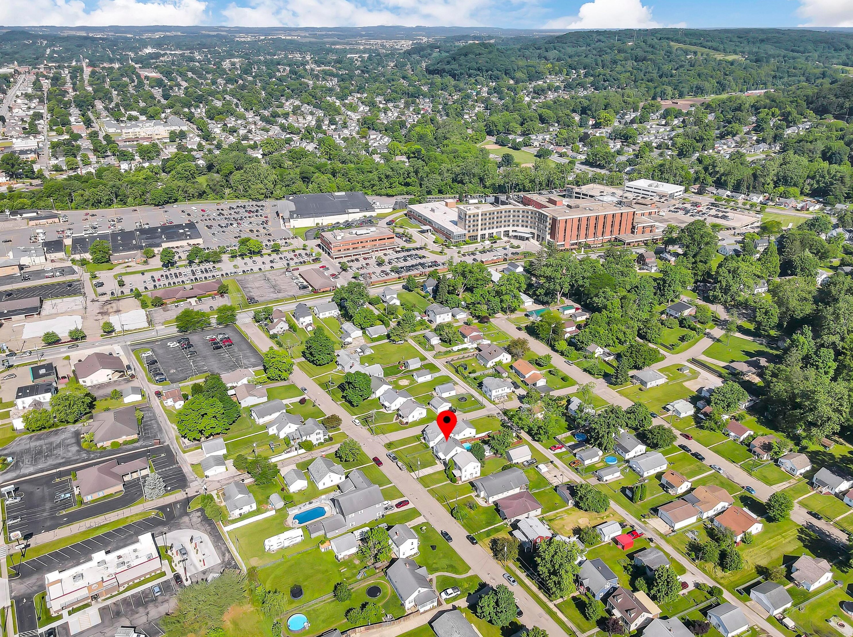 1407 Wheeling St, Lancaster OH 43130-3708 exterior