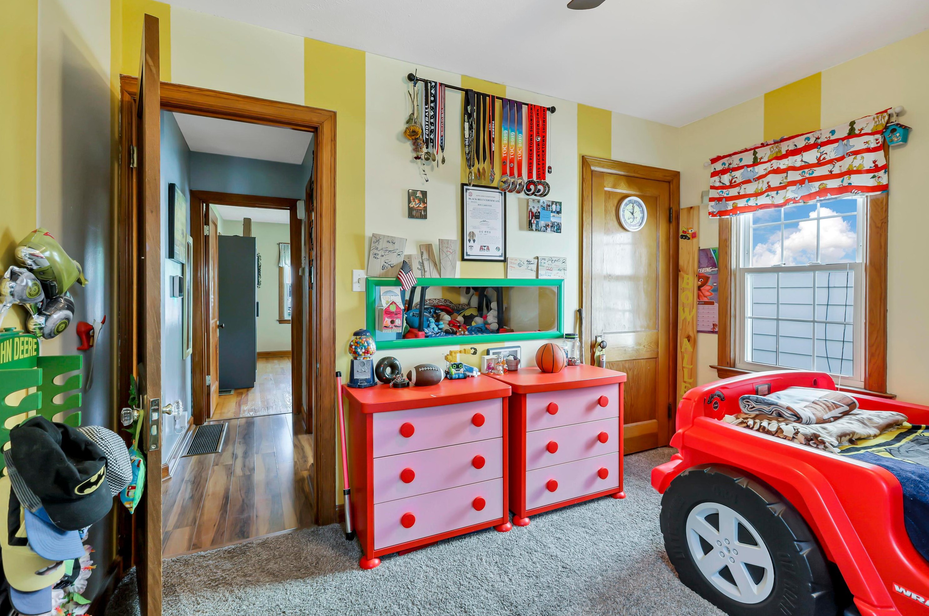 1407 Wheeling St, Lancaster OH 43130-3708 exterior