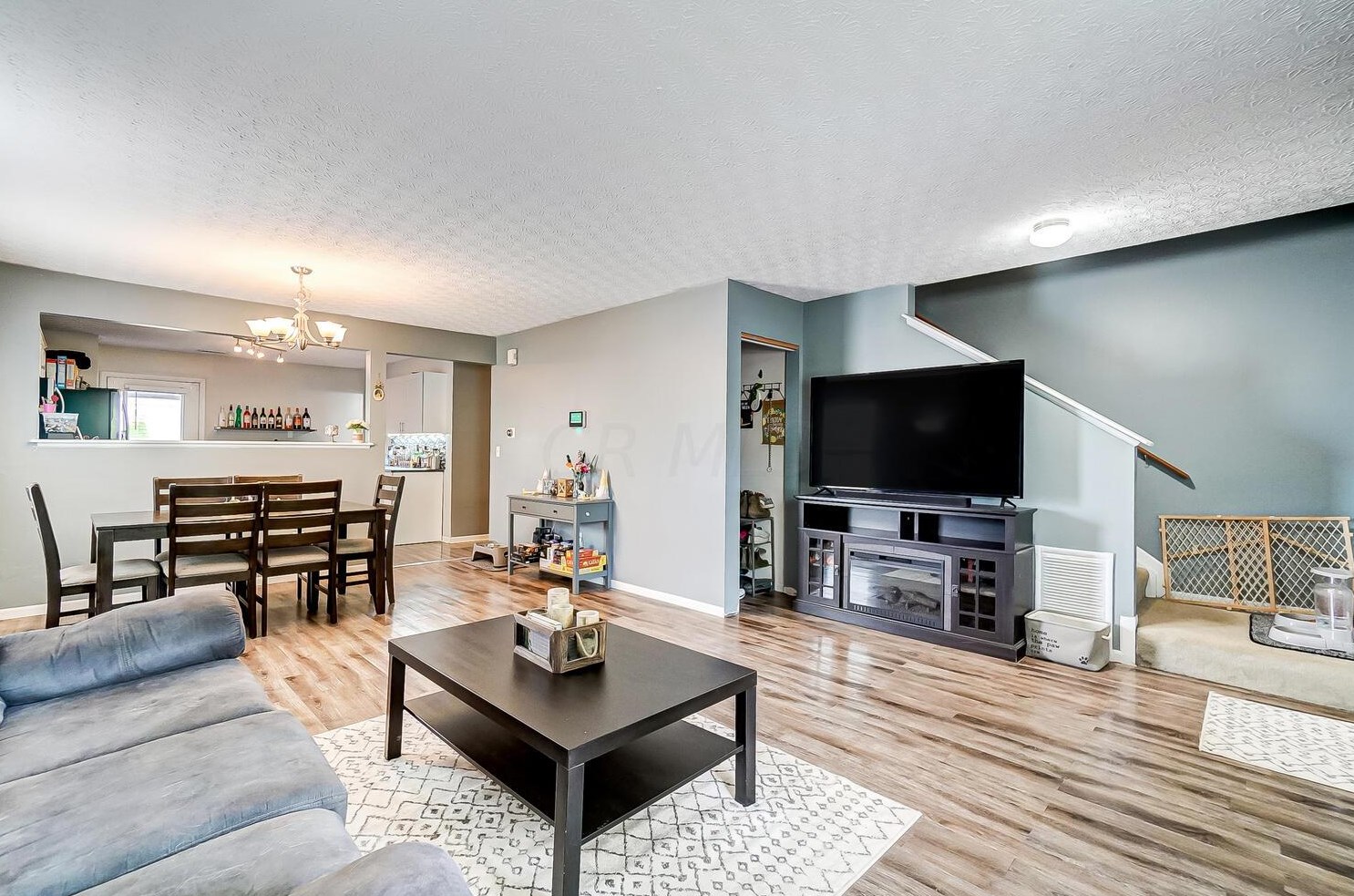 4671 Galecrest Dr, Columbus OH 43207-8761 exterior