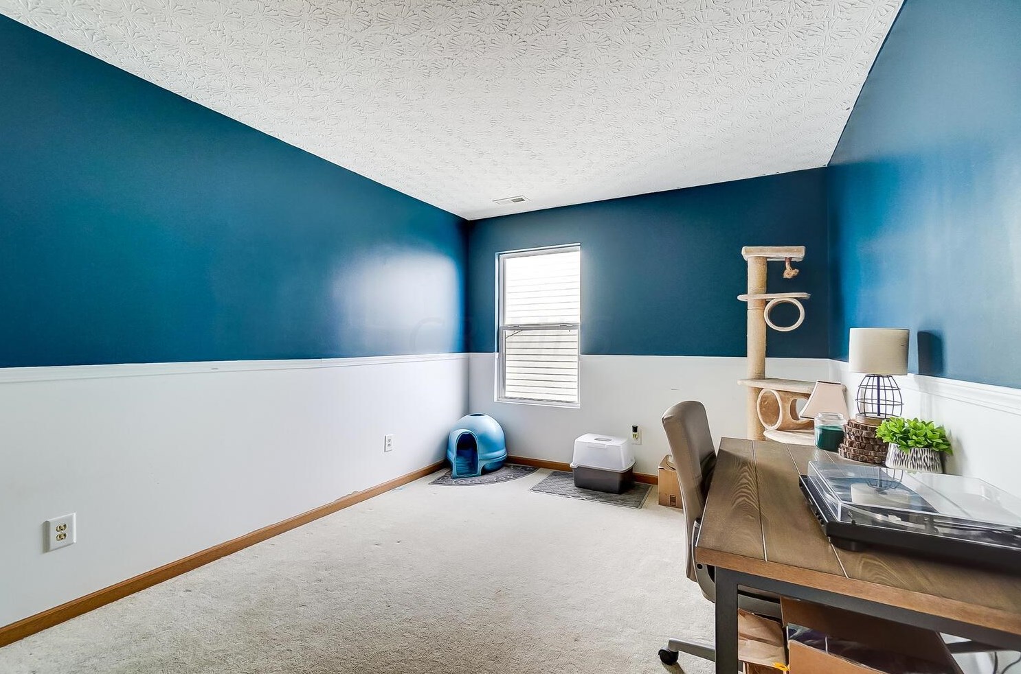 4671 Galecrest Dr, Columbus OH 43207-8761 exterior