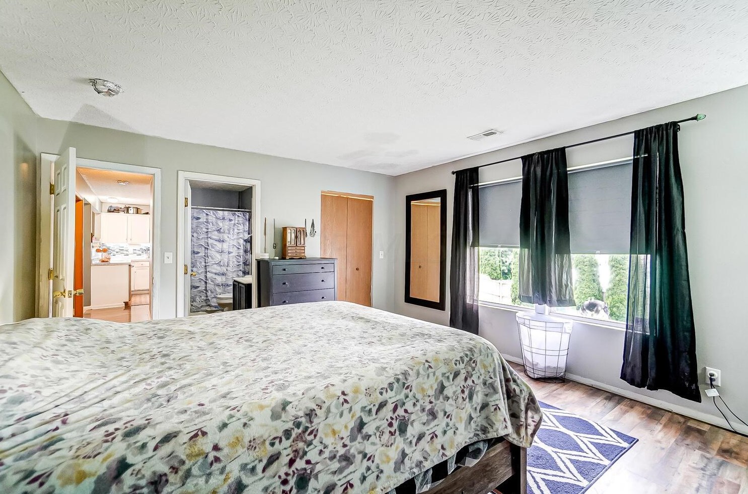 4671 Galecrest Dr, Columbus OH 43207-8761 exterior