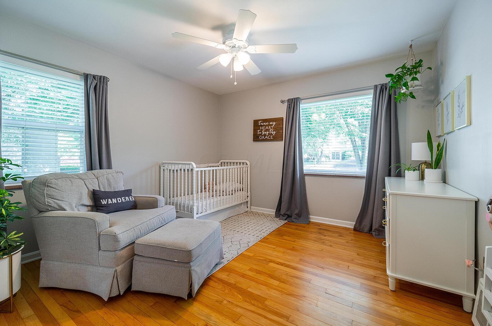 1933 Zollinger Rd, Columbus OH 43221-1953 exterior