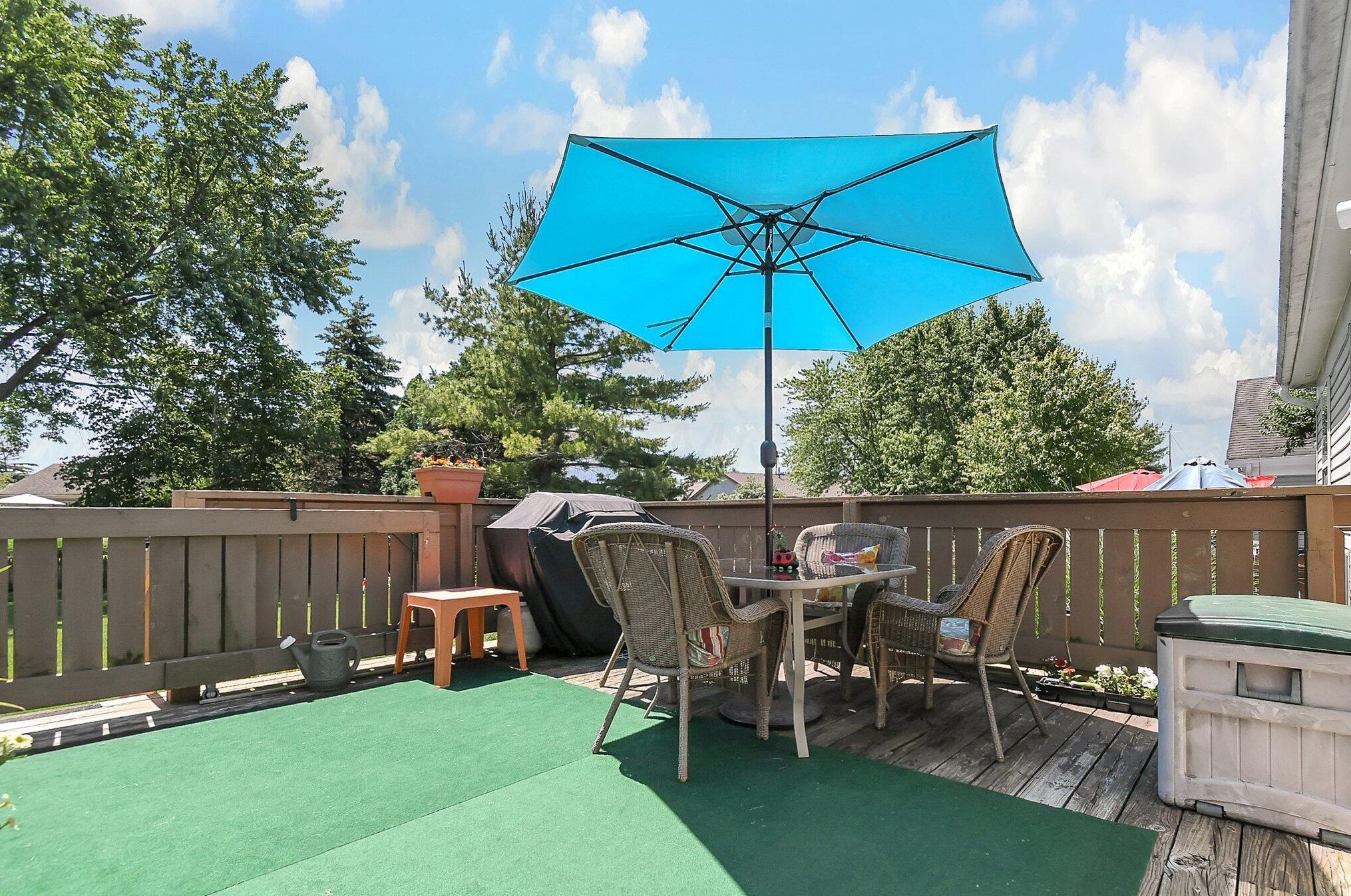 5574 Marita Ln, Columbus OH 43235-7120 exterior