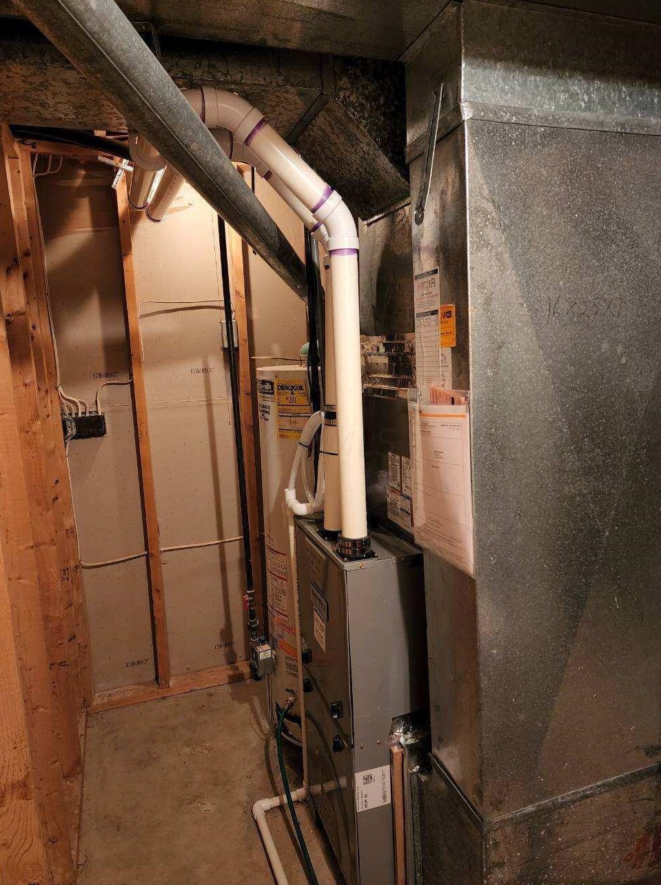 5574 Marita Ln, Columbus OH 43235-7120 exterior