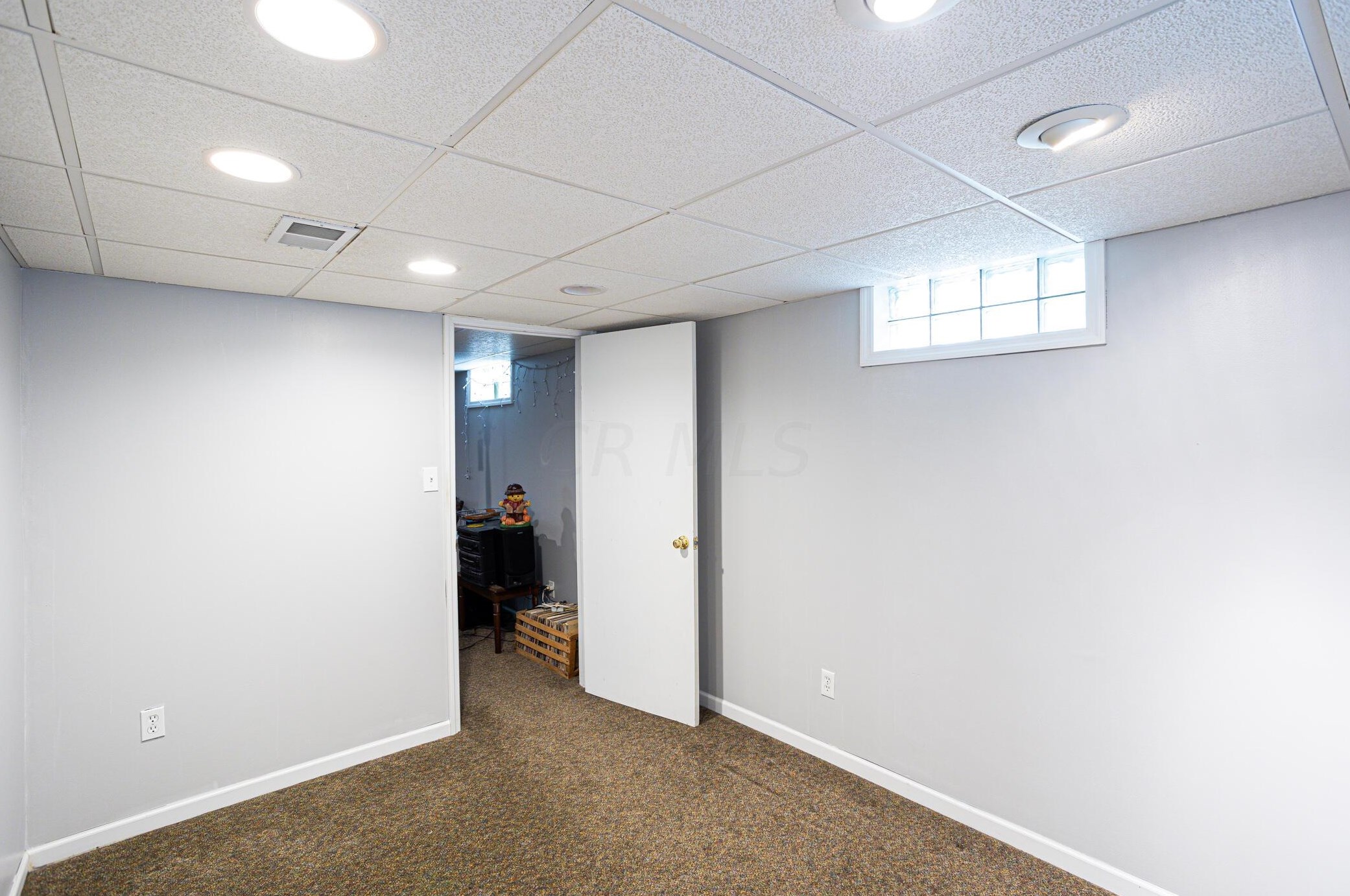 5538 Aqua St, Columbus OH 43229-3918 exterior