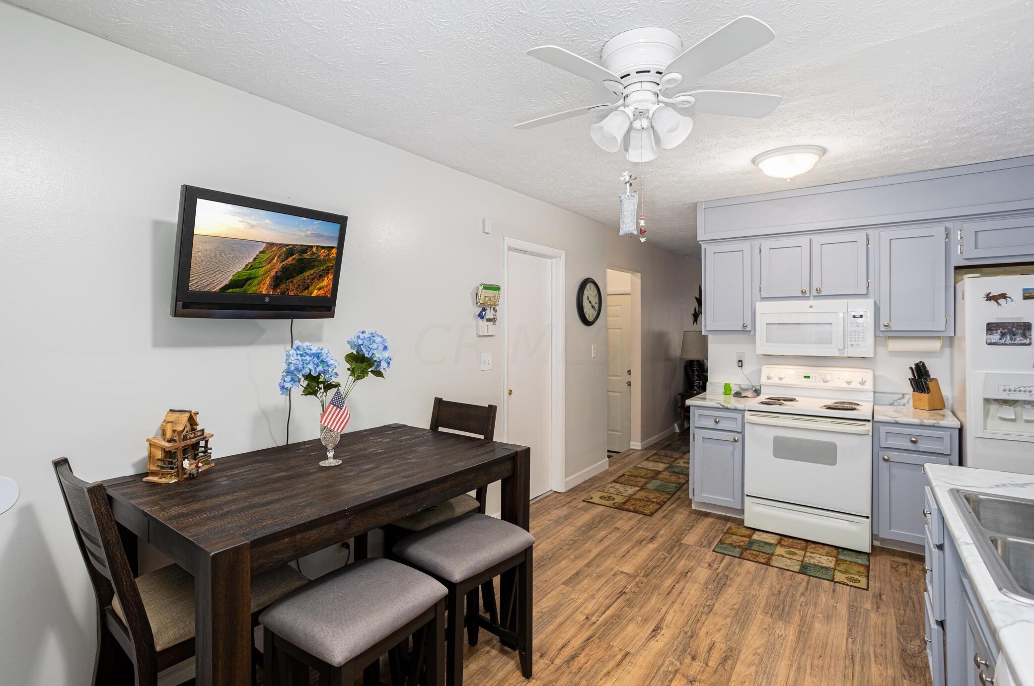 5538 Aqua St, Columbus OH 43229-3918 exterior