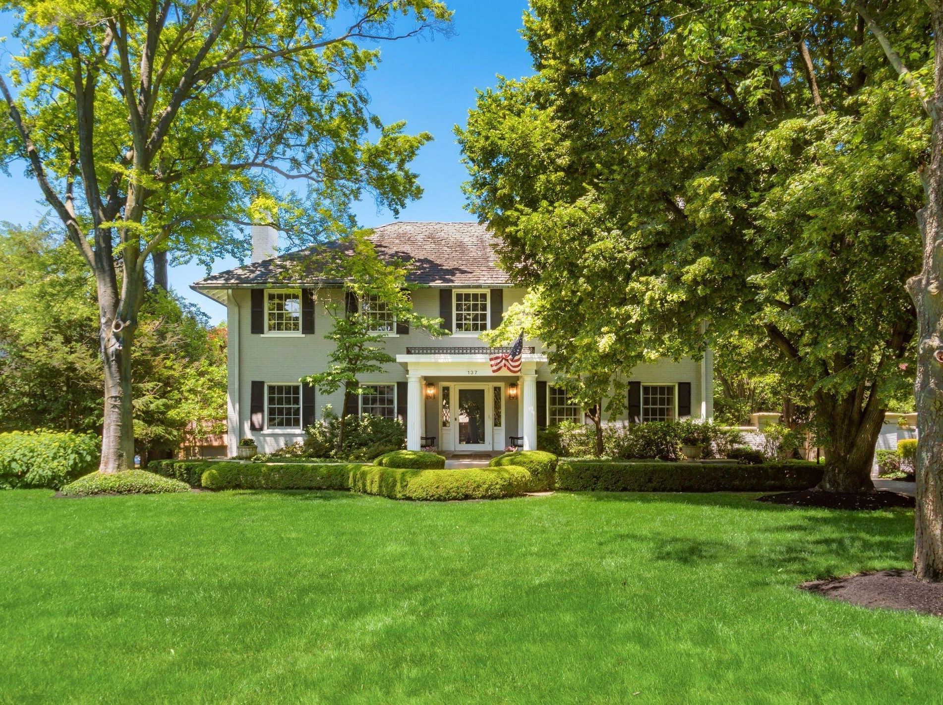 137 Columbia Ave, Columbus OH 43209-1414 exterior