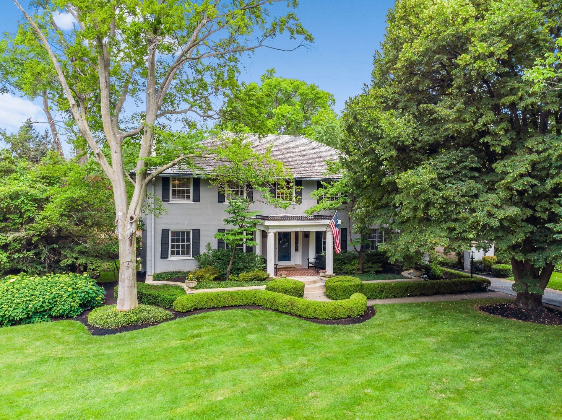 137 Columbia Ave, Columbus OH 43209-1414 exterior