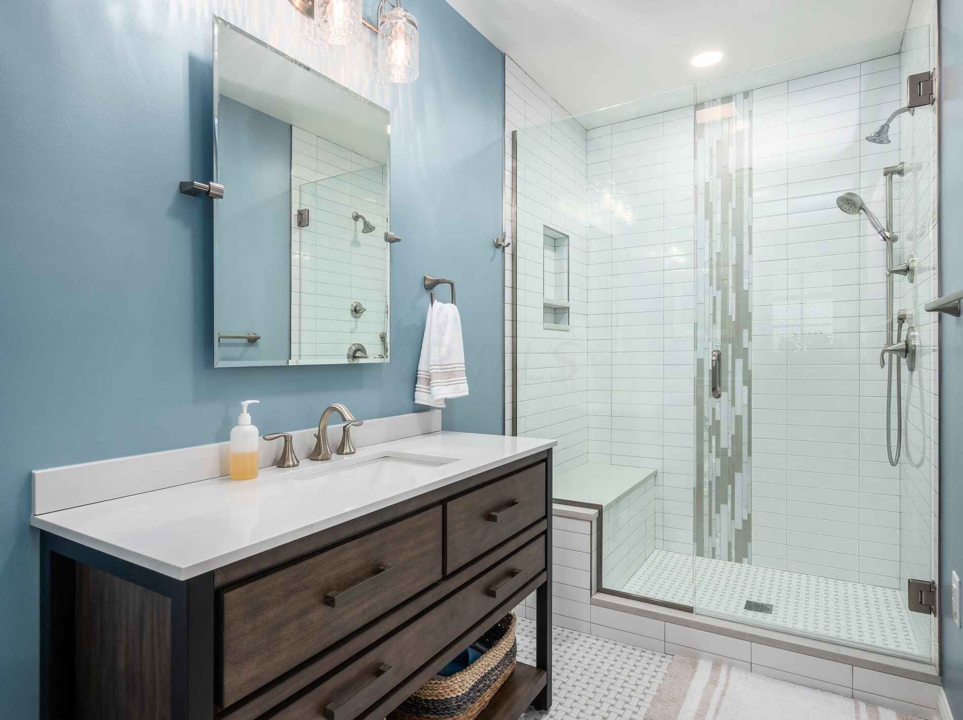 137 Columbia Ave, Columbus OH 43209-1414 exterior