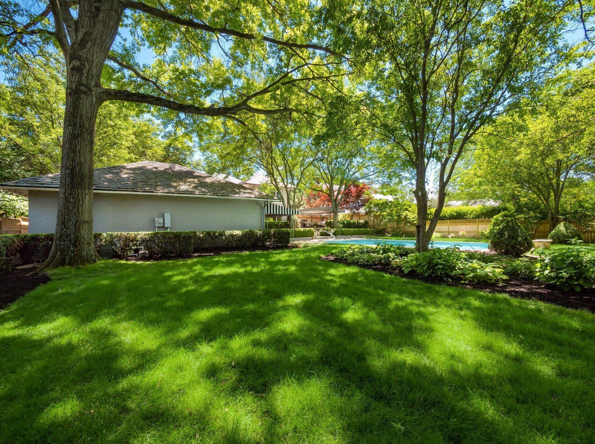 137 Columbia Ave, Columbus OH 43209-1414 exterior