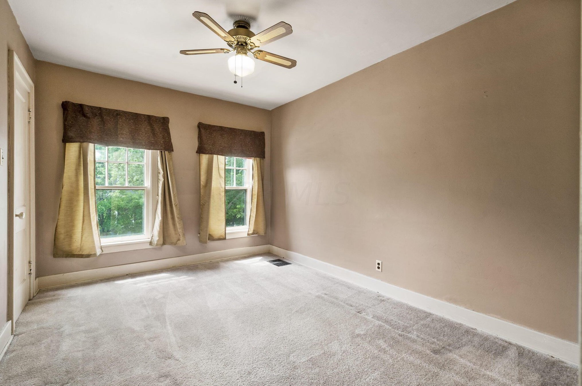 1330 Mulford Rd, Columbus OH 43212-3511 exterior